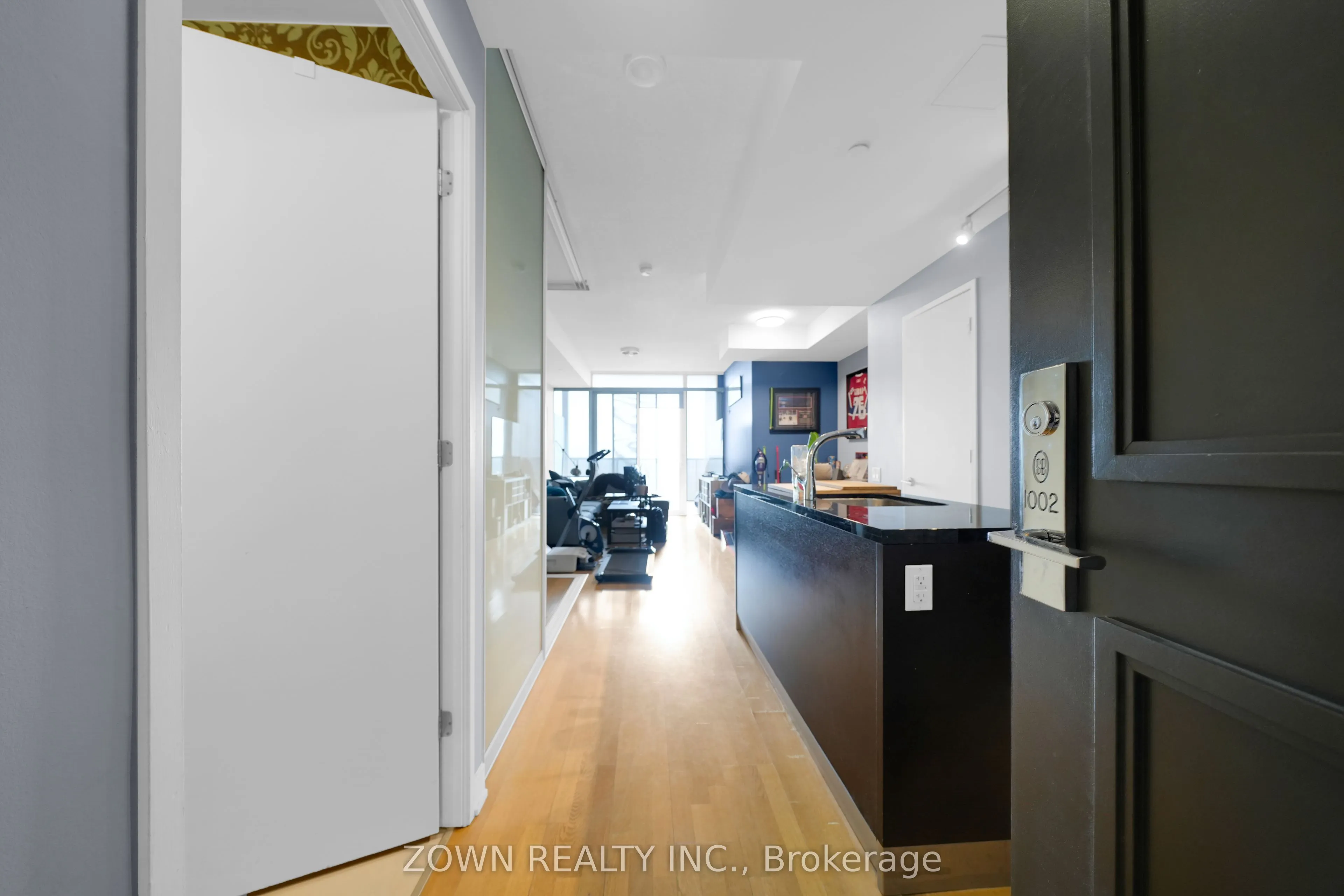 88 Park Lawn Road #1002