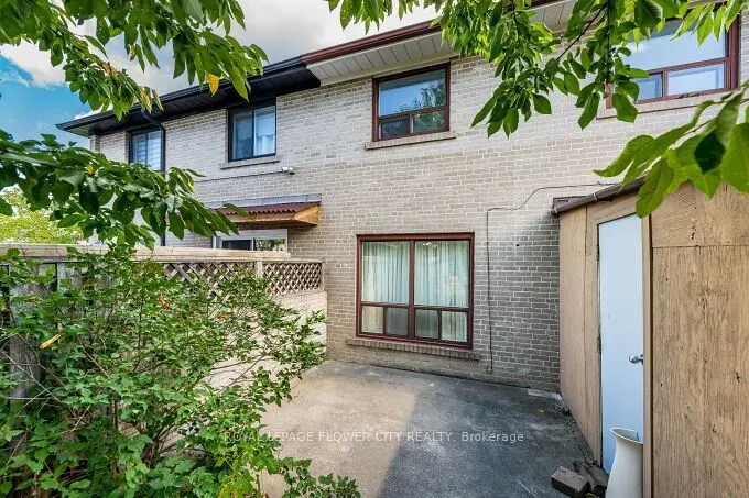 3 Clayhall Crescent