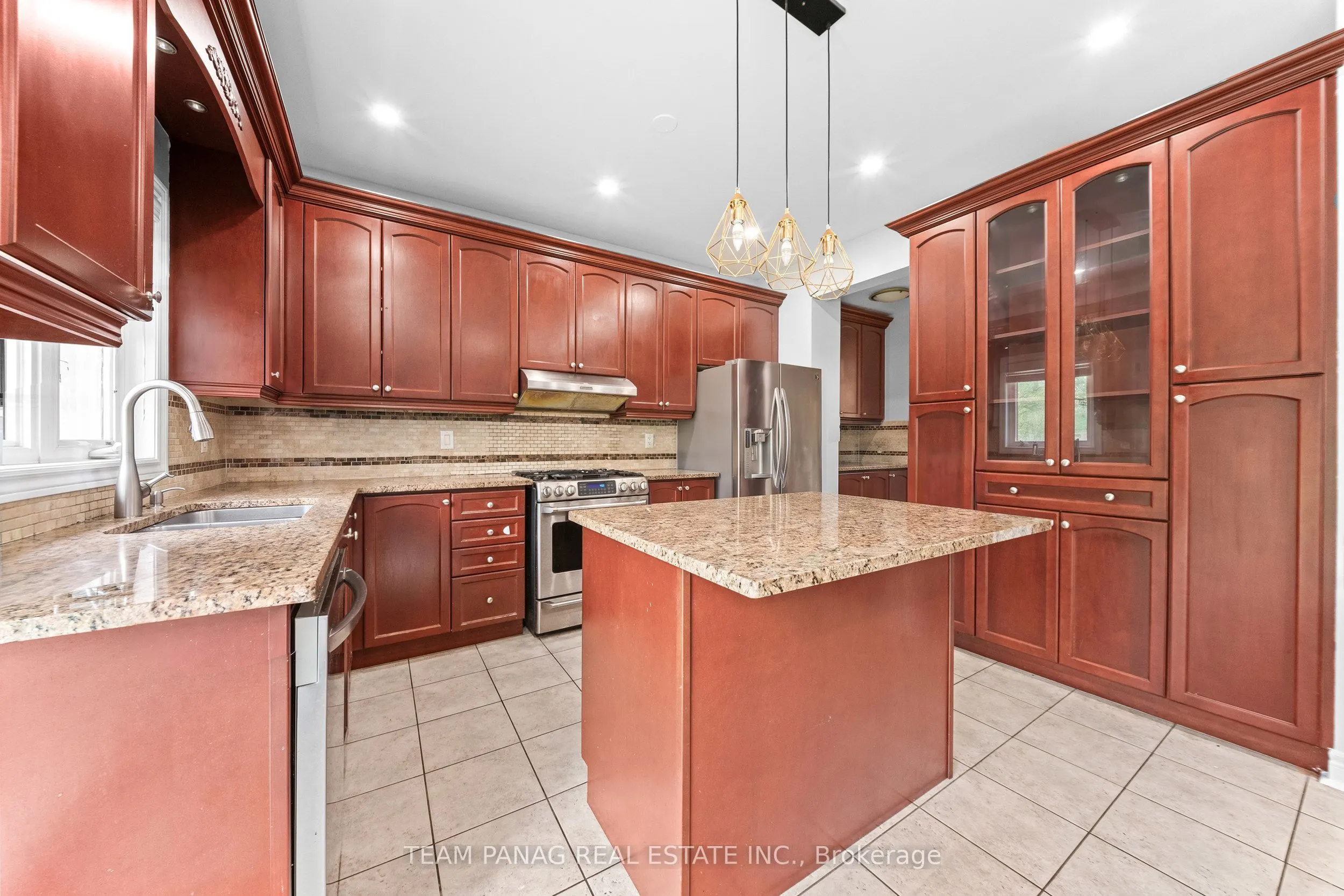 47 Sorbonne Drive