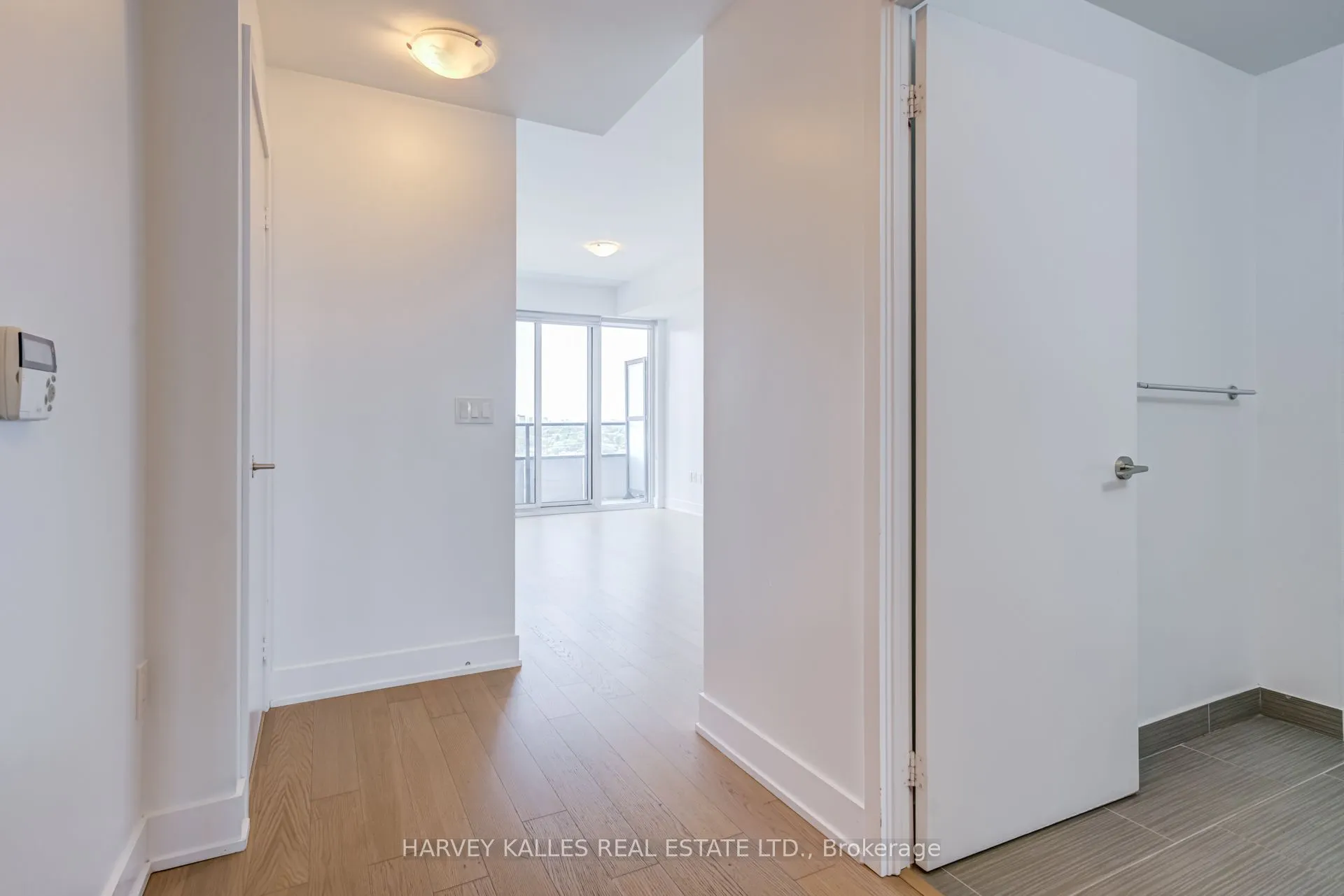 30 Shore Breeze Drive #1822