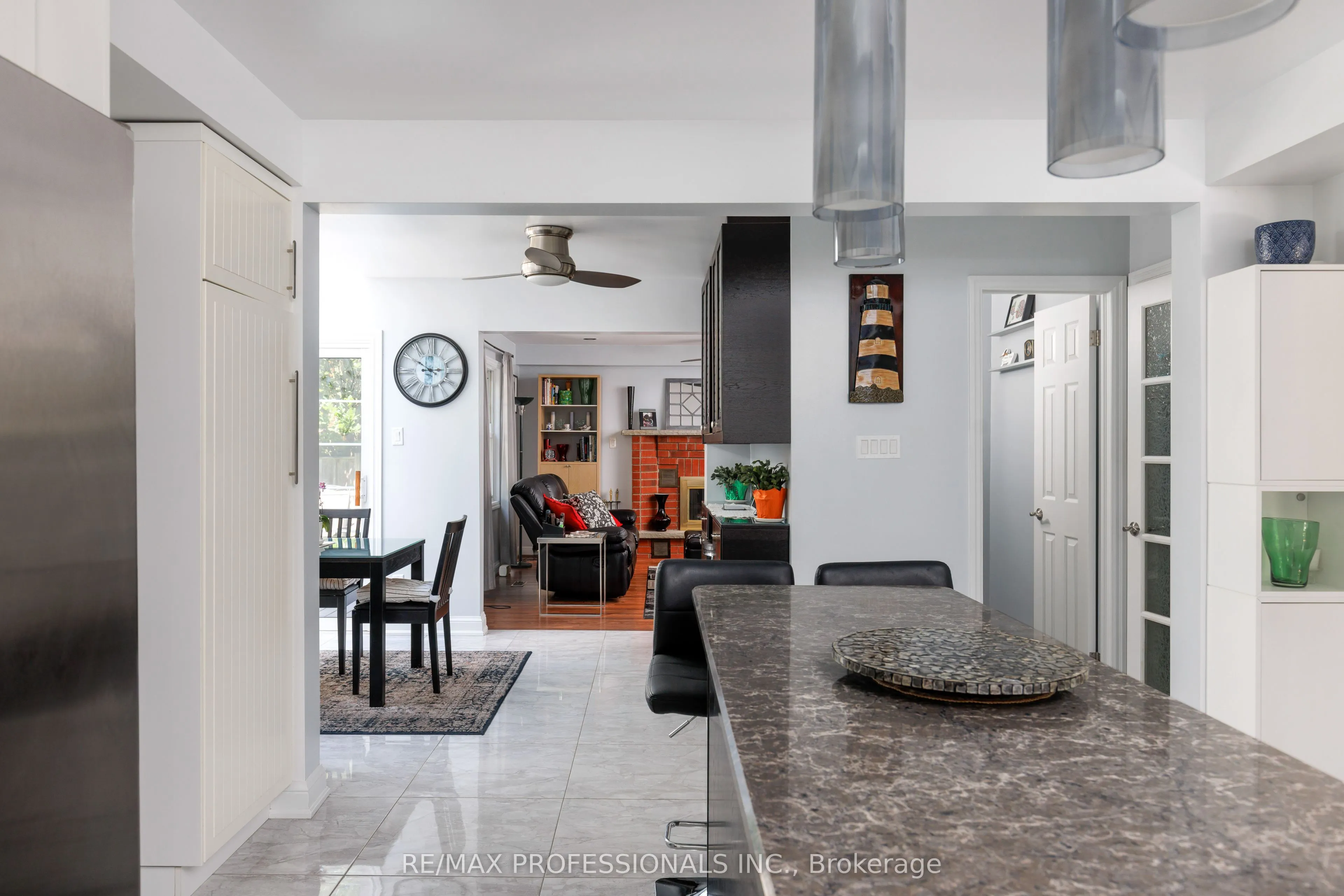 106 Rathburn Road