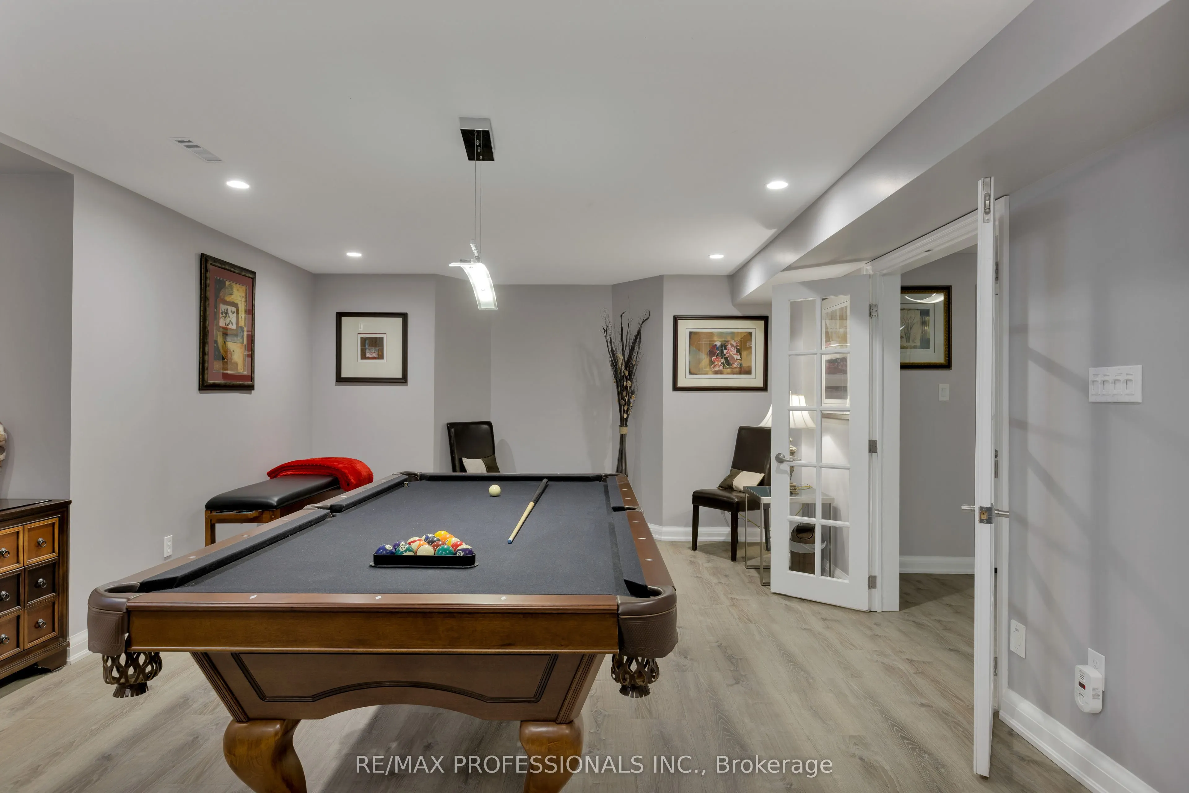 106 Rathburn Road
