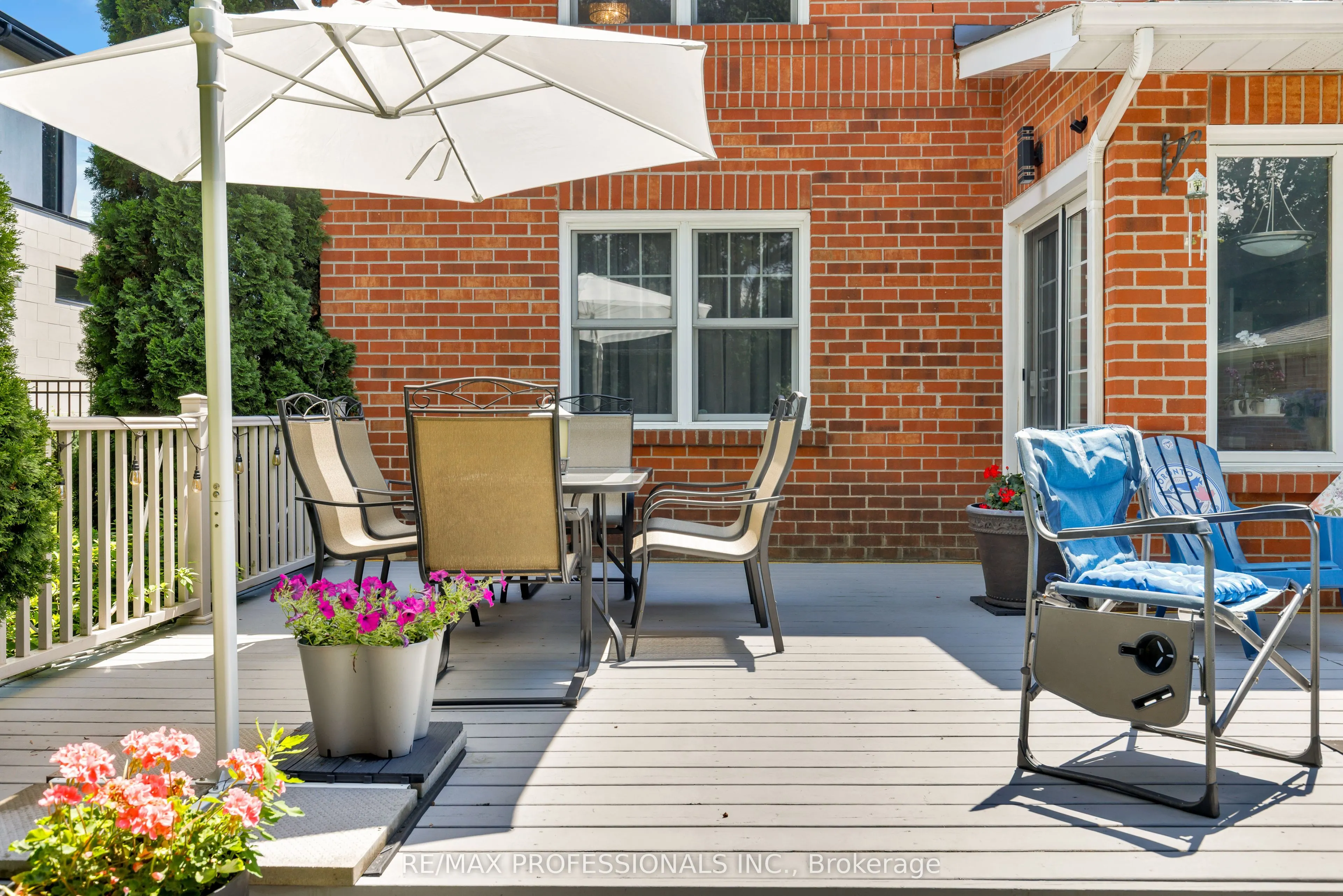 106 Rathburn Road