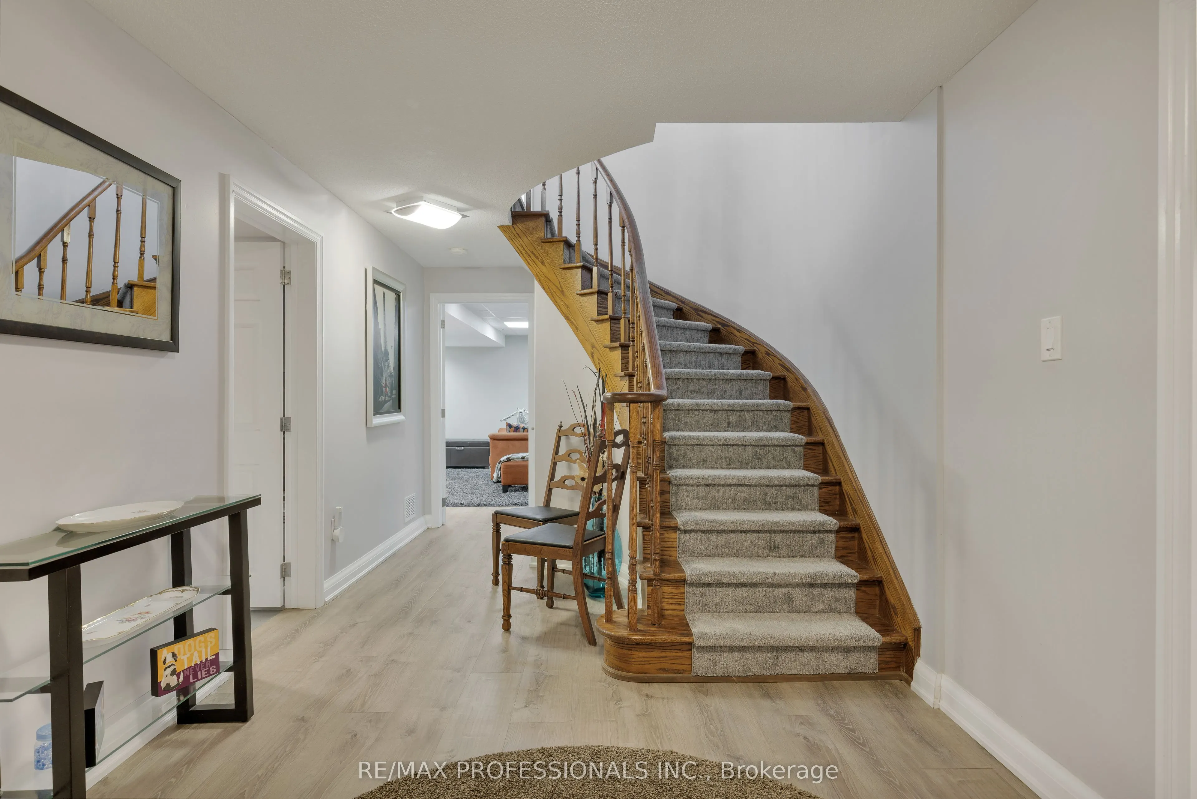 106 Rathburn Road