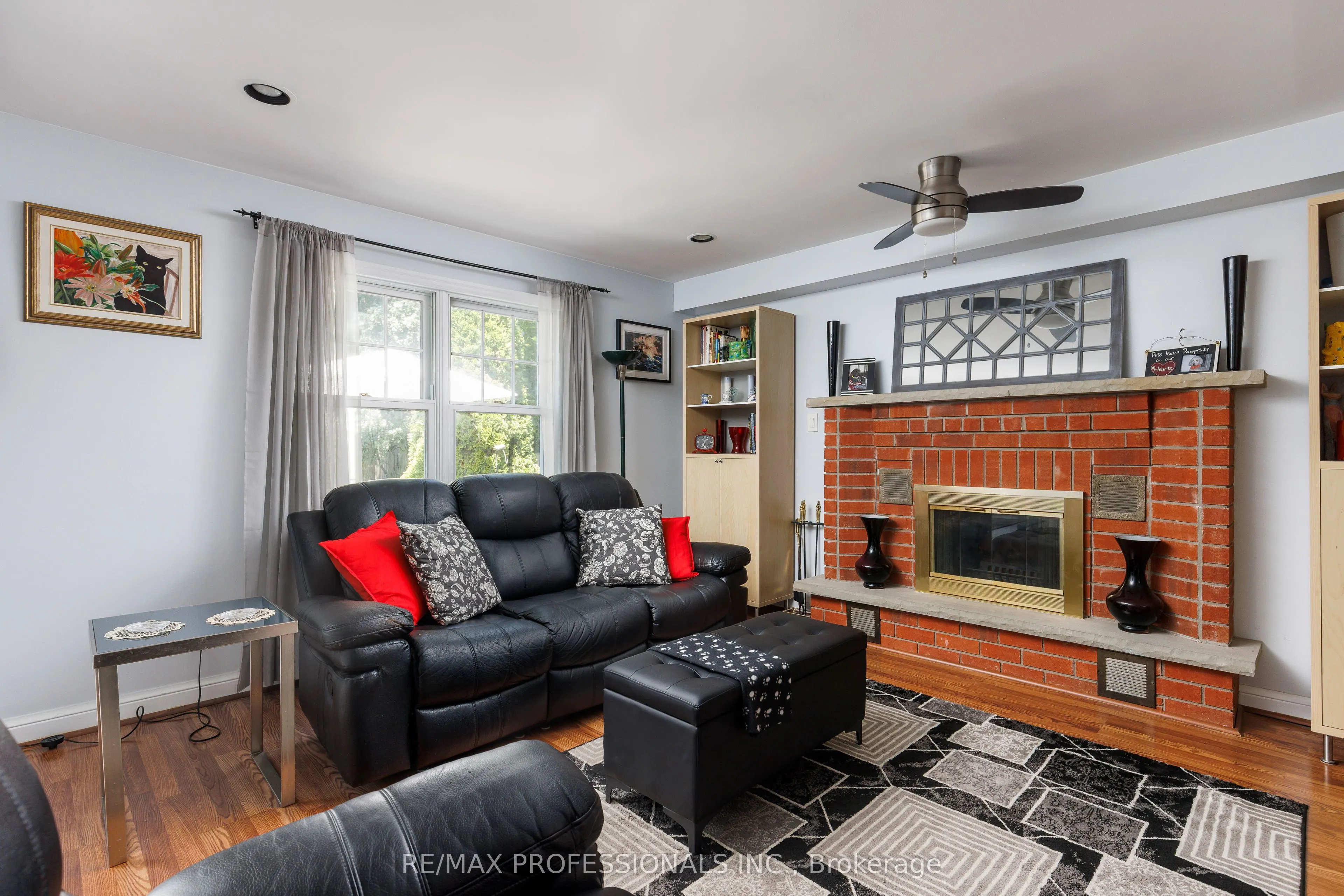 106 Rathburn Road