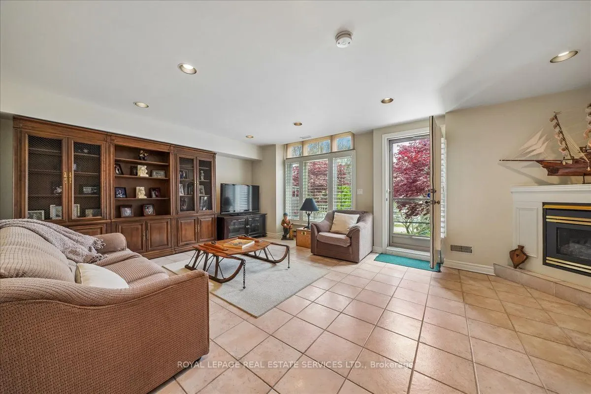 89 Forsythe Street
