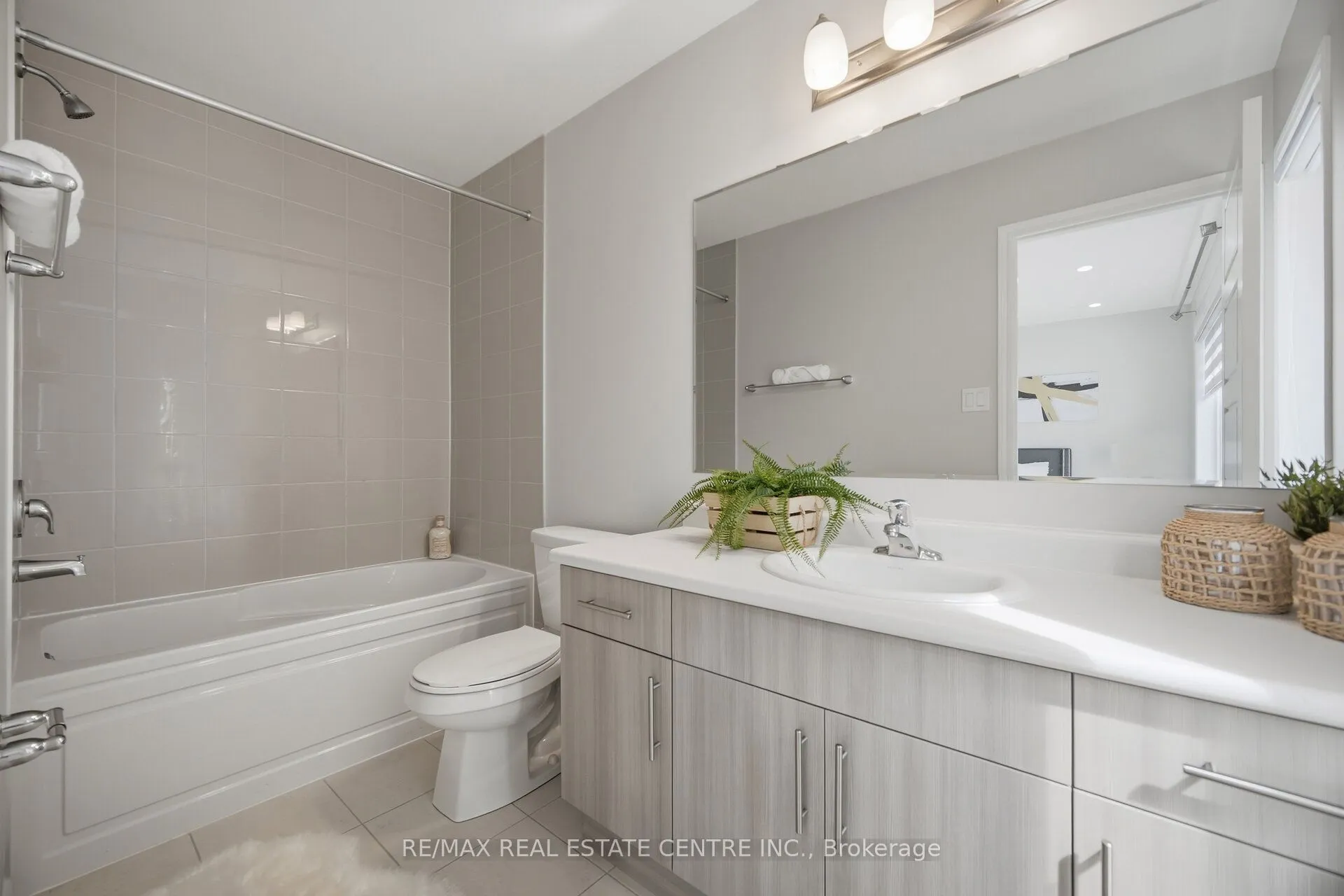 975 whitlock Avenue #25