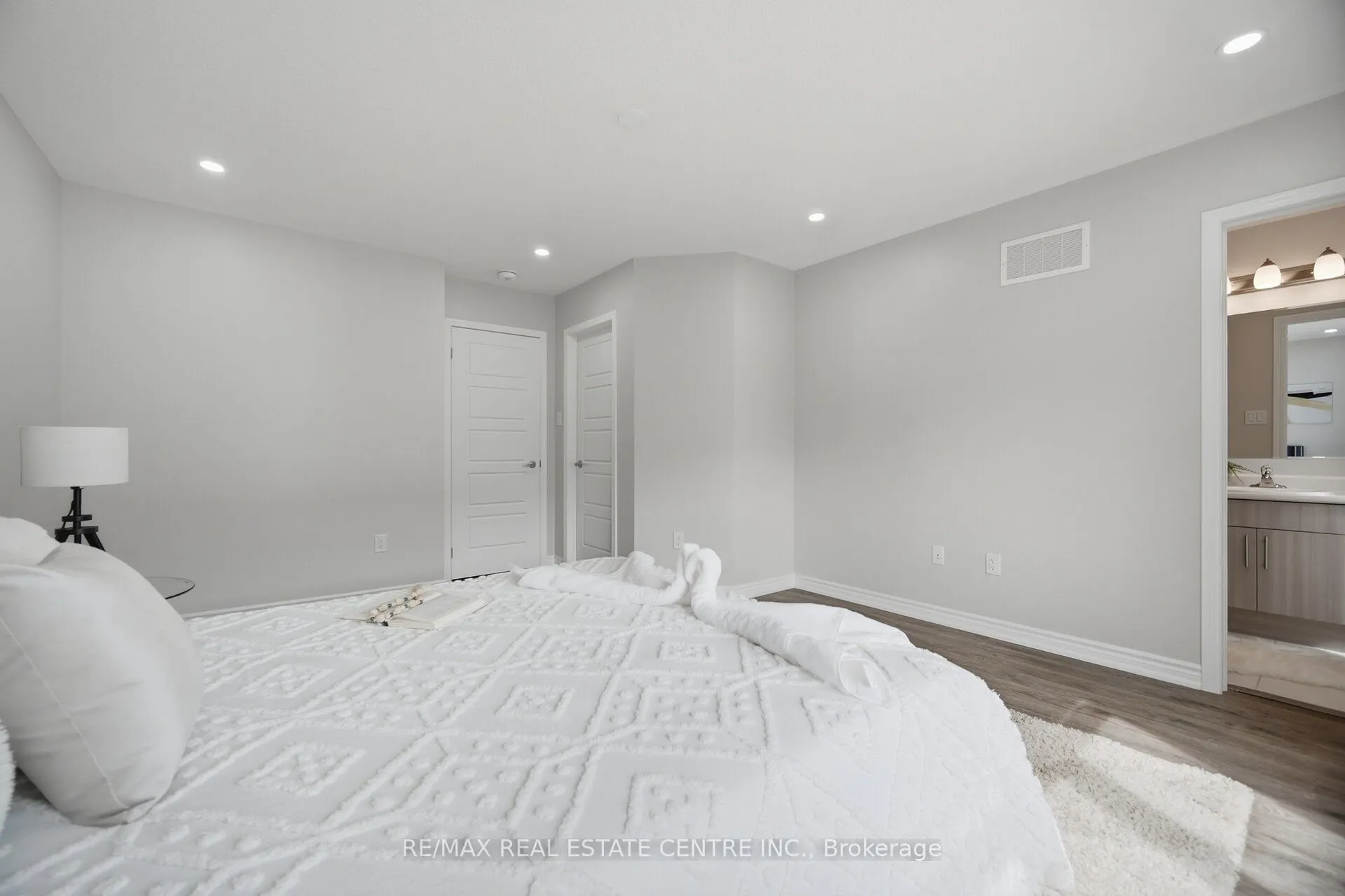 975 whitlock Avenue #25