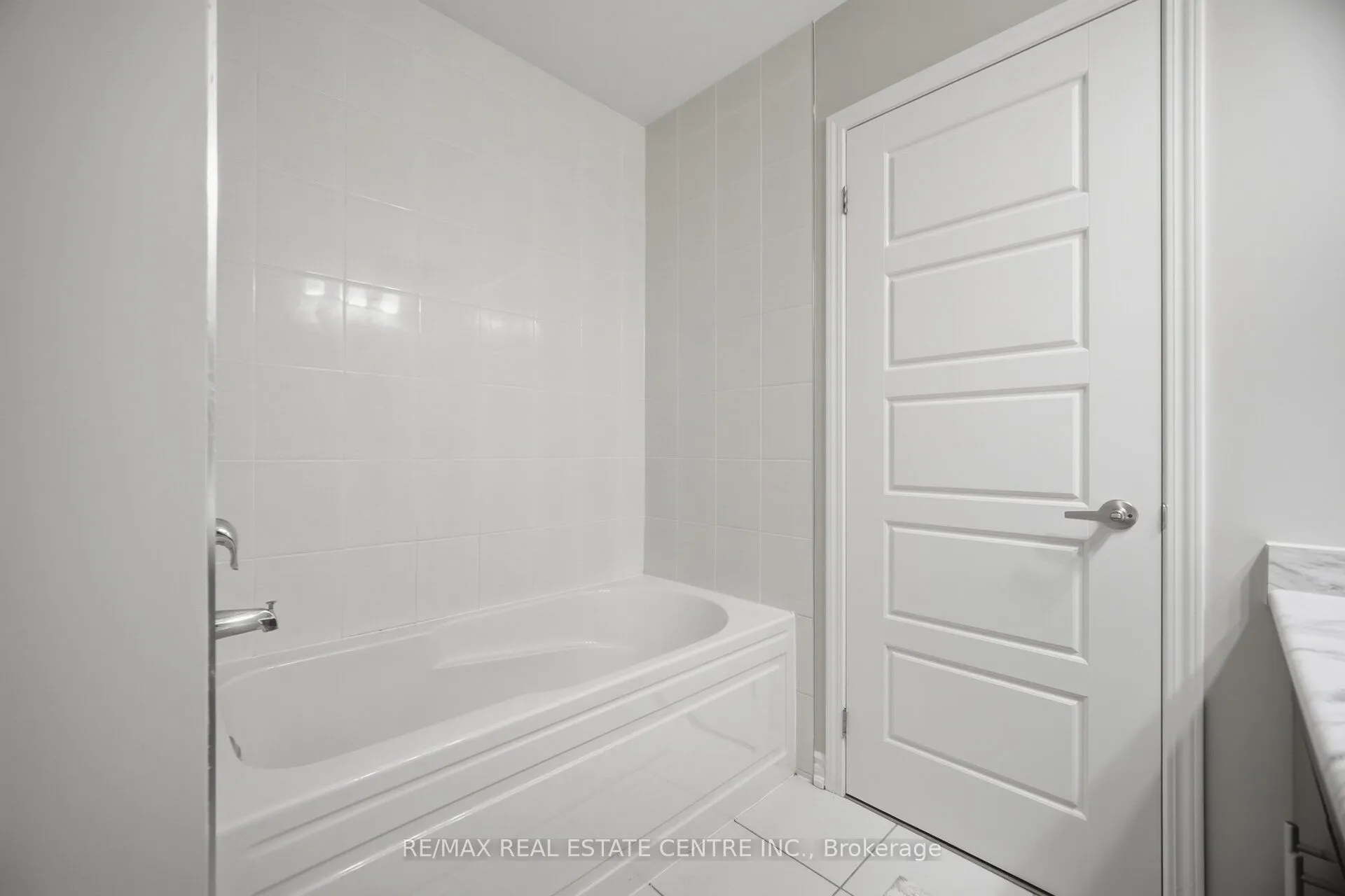 975 whitlock Avenue #25