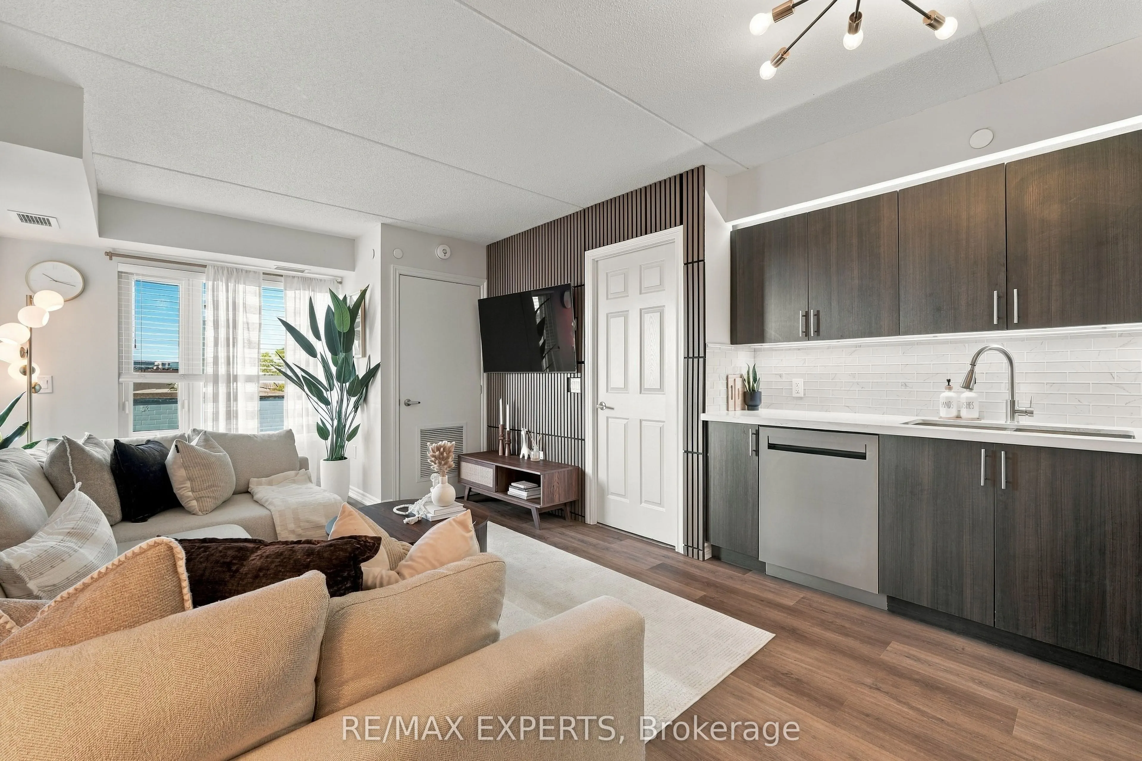 716 Main Street #210
