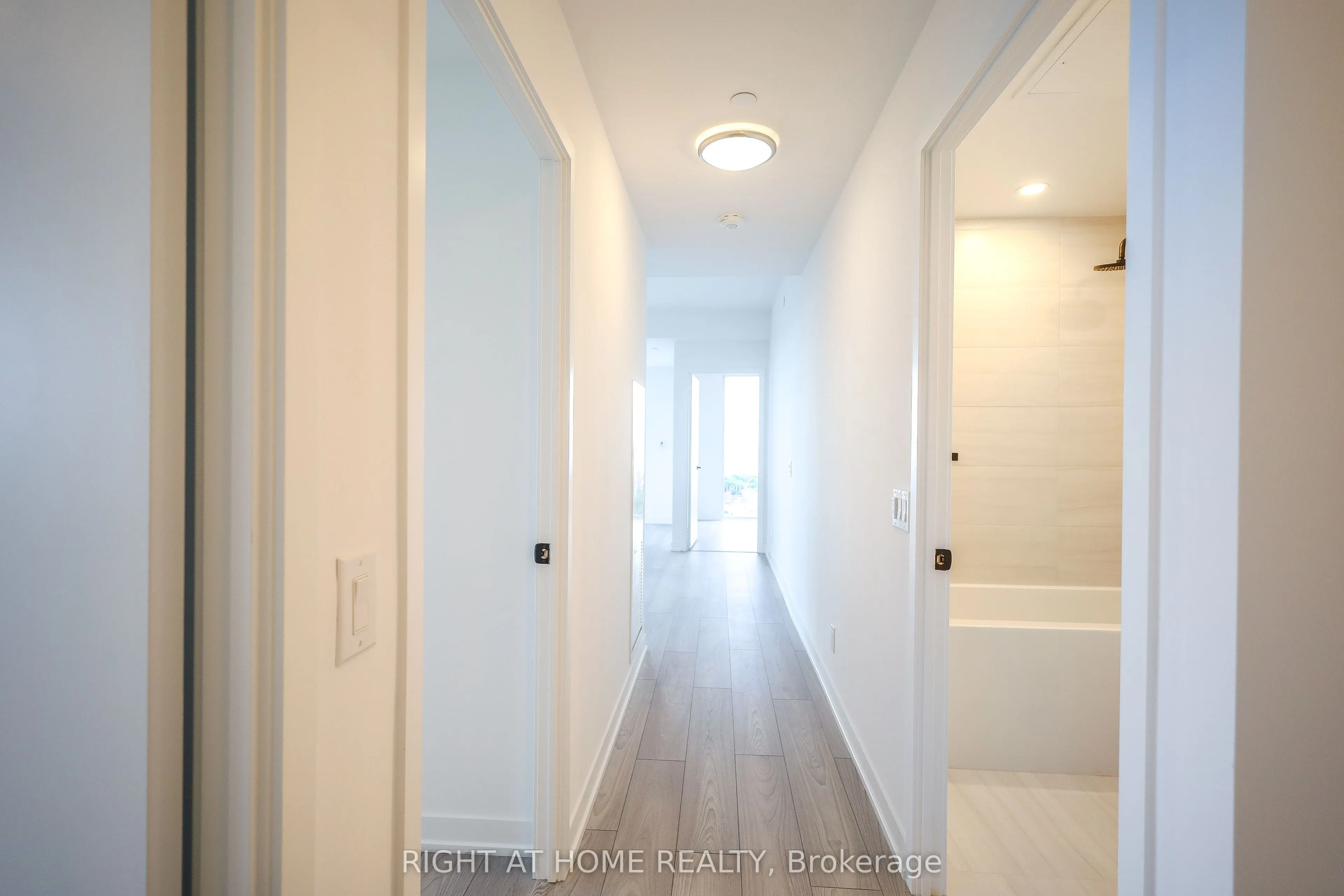 285 Dufferin Street #1602