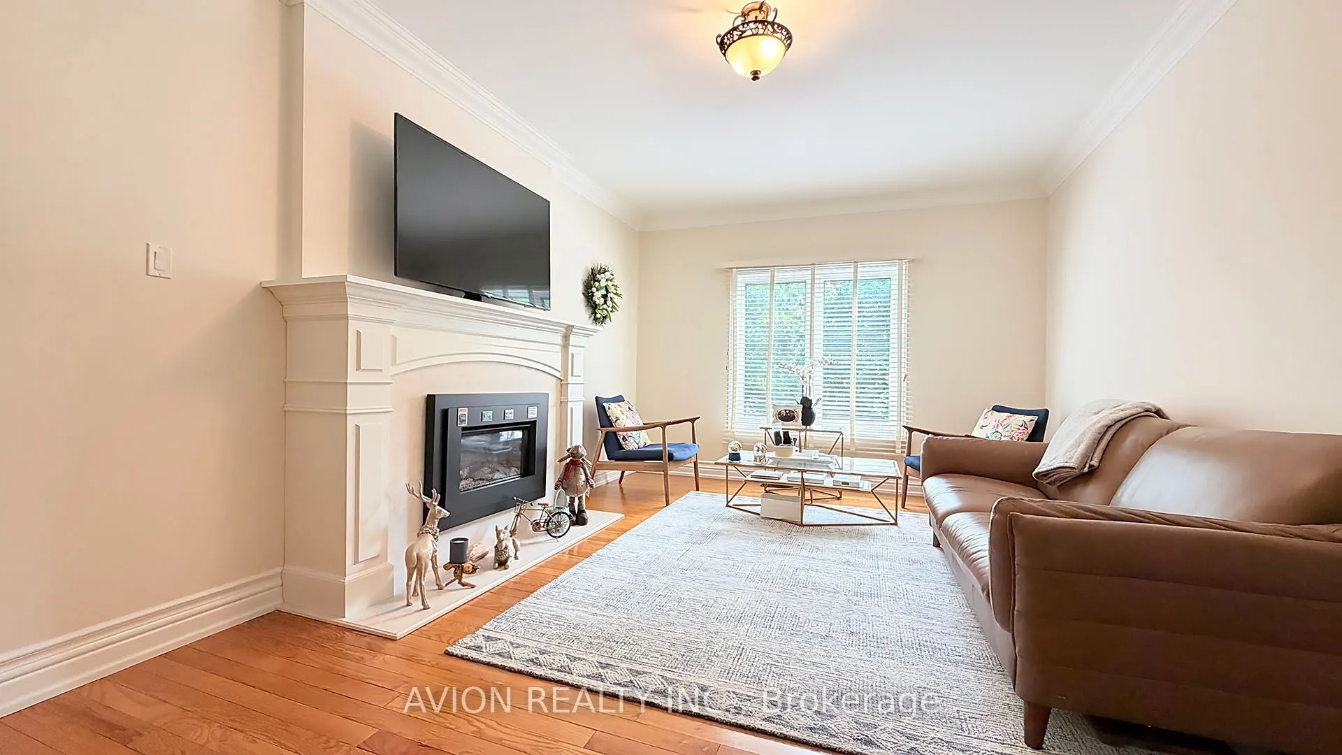 2068 Nipigon Drive