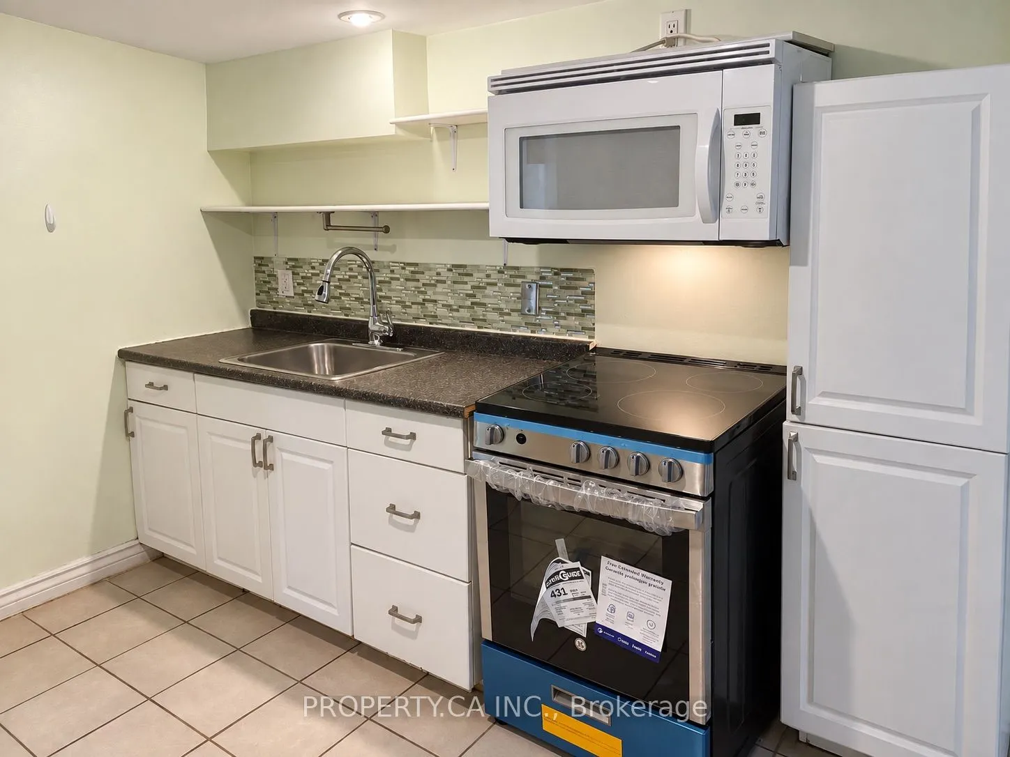 83 St John Road #Lower Level
