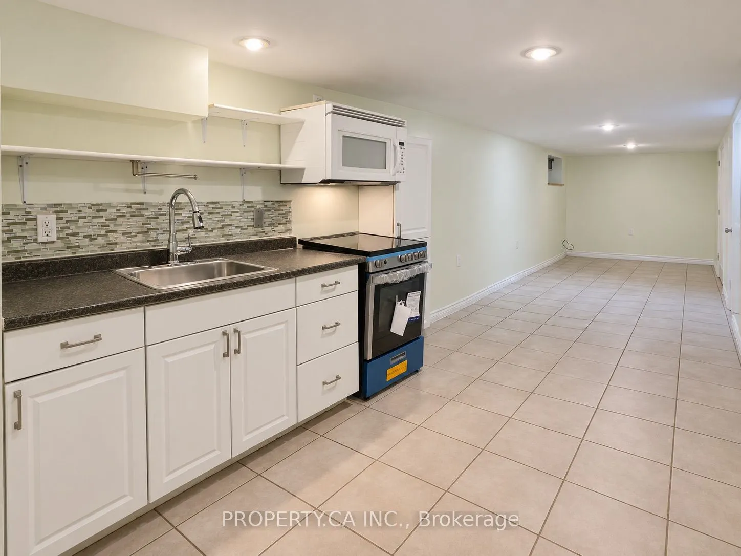 83 St John Road #Lower Level