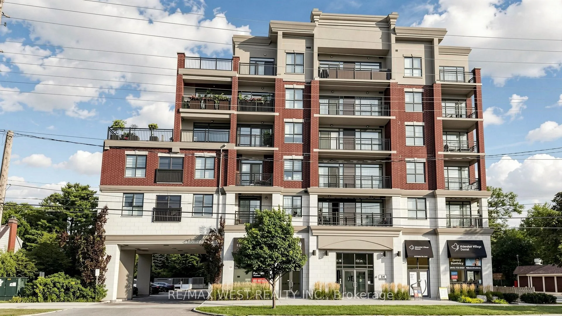 34 Plains Road E #605