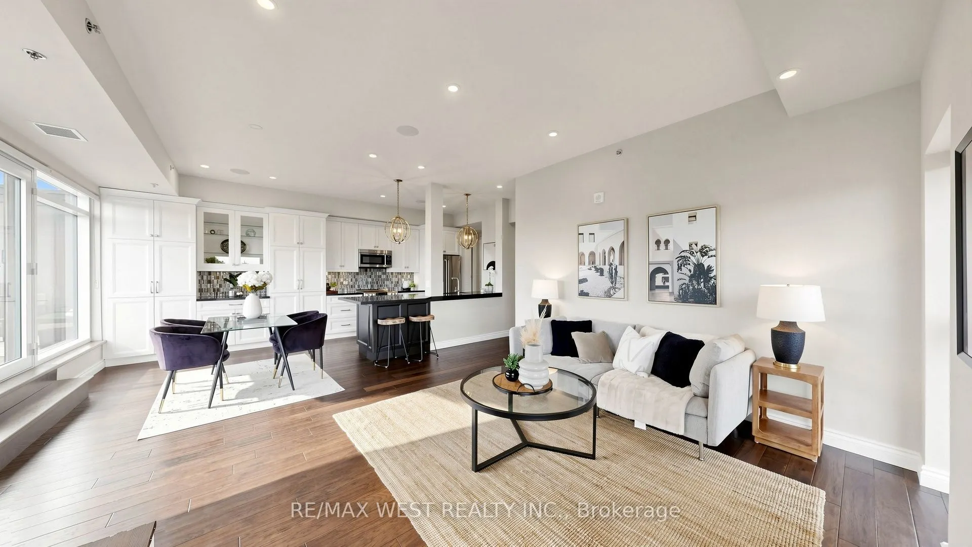 34 Plains Road E #605