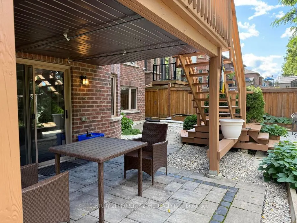 123 Upper Canada Court