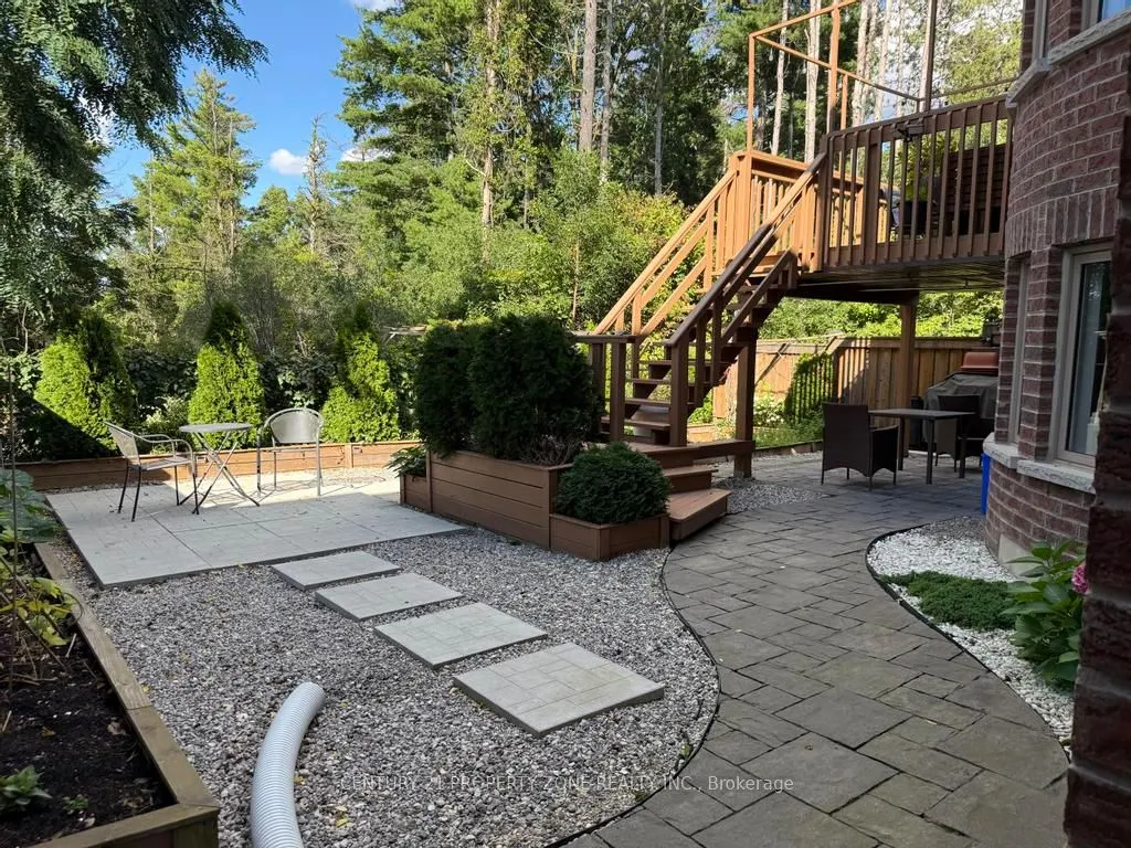 123 Upper Canada Court