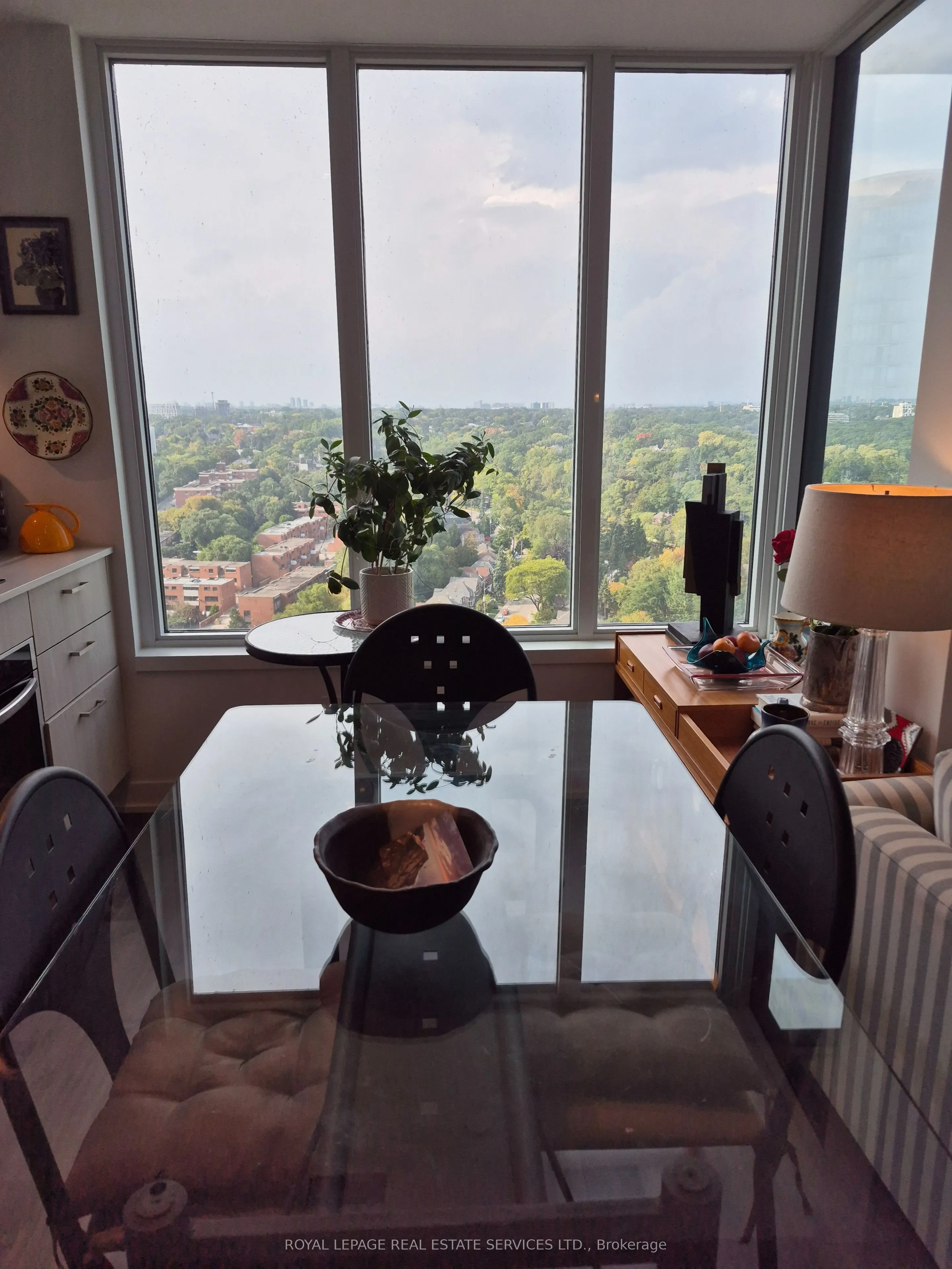 1926 Lake Shore Boulevard W #2302