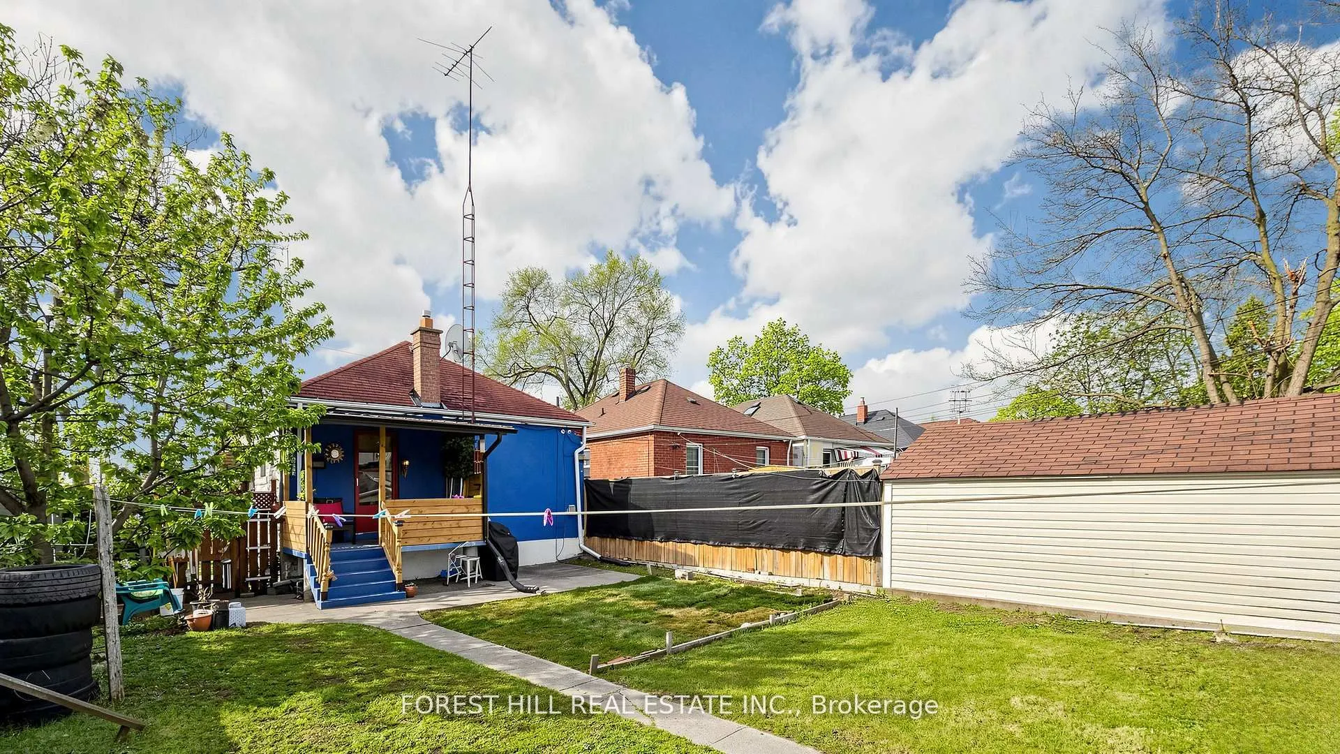 2 Ellins Avenue
