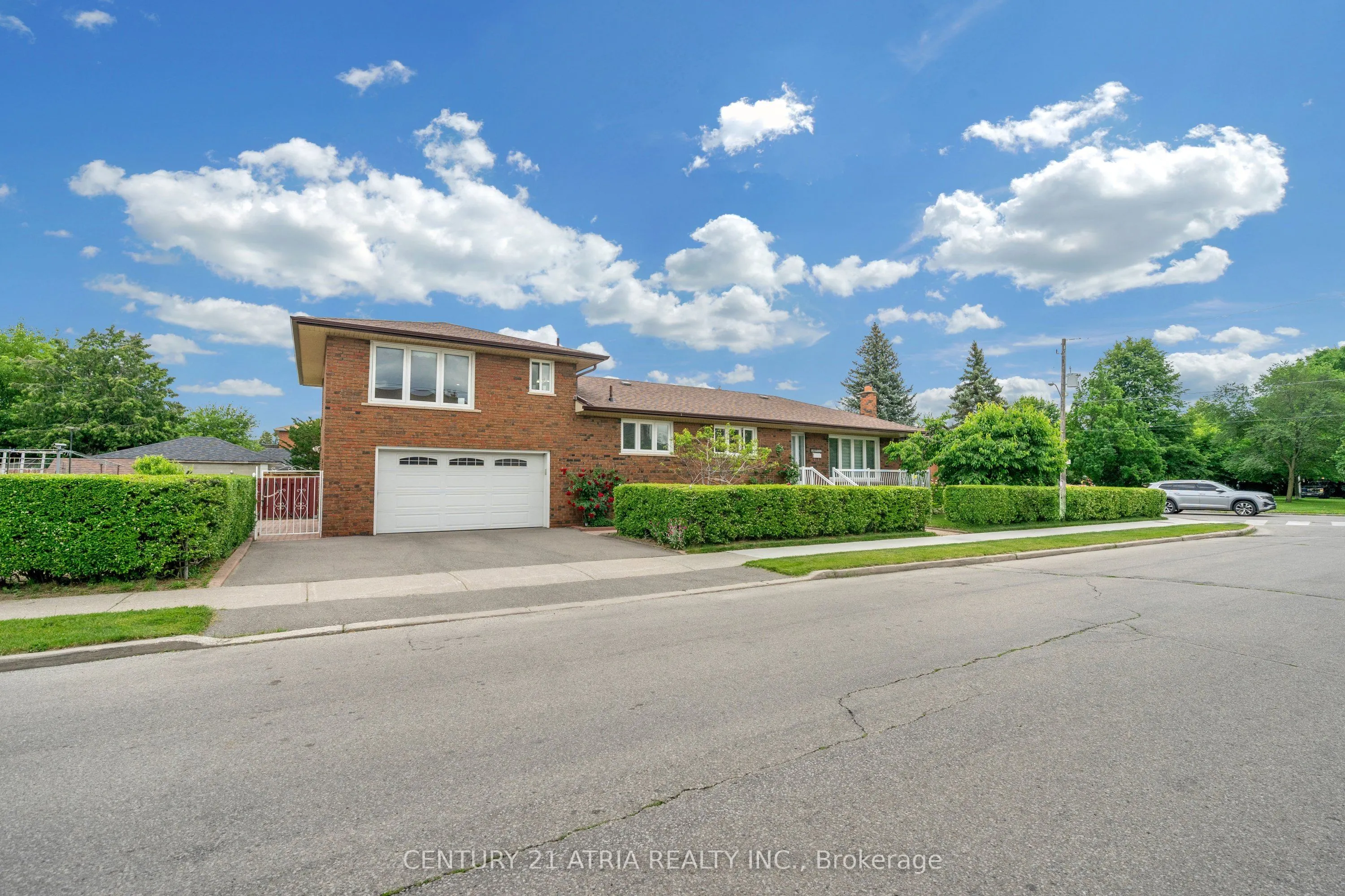 110 Harding Avenue