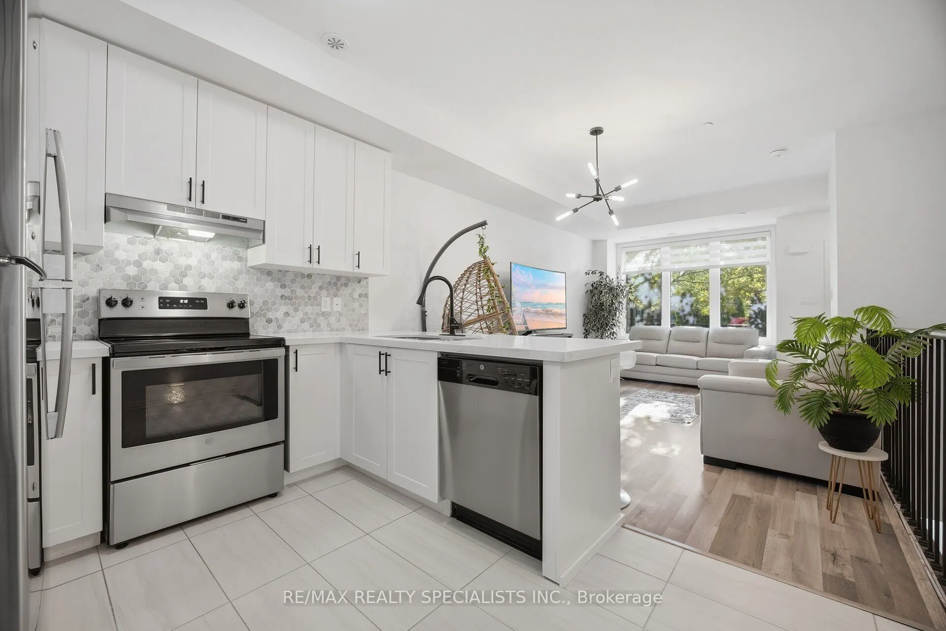 2232 Bromsgrove Road #7