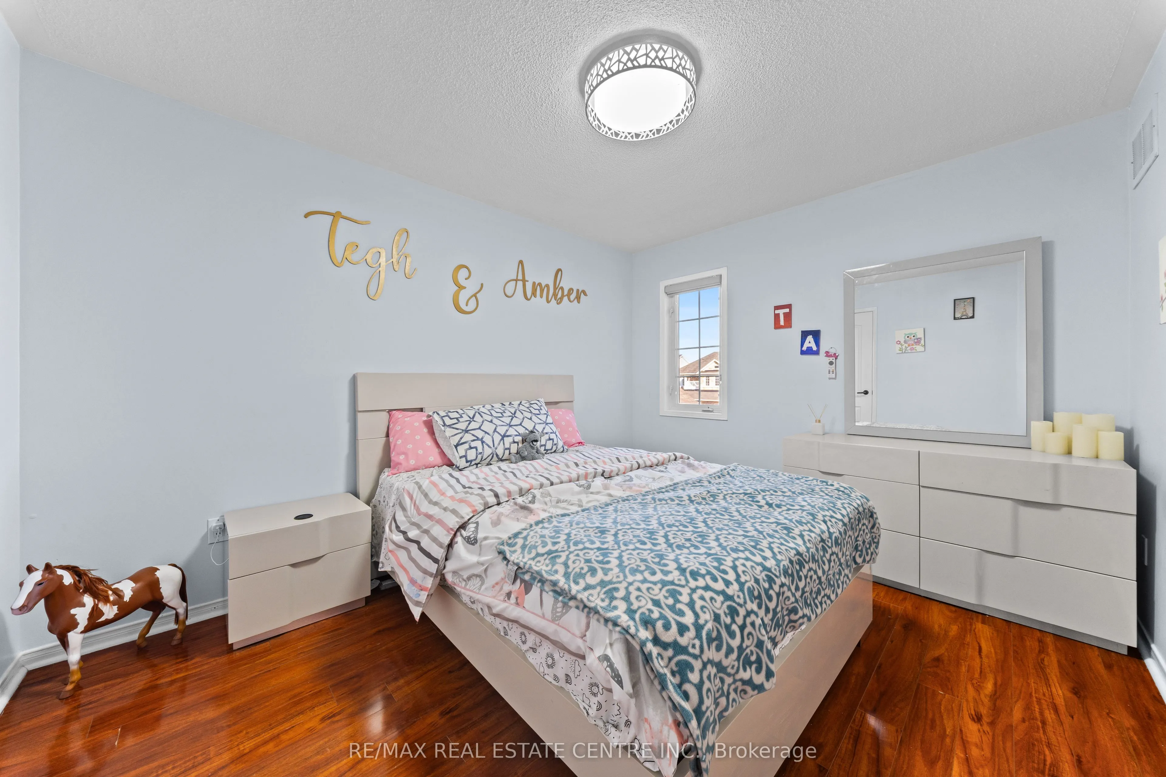 10 Midvale Road