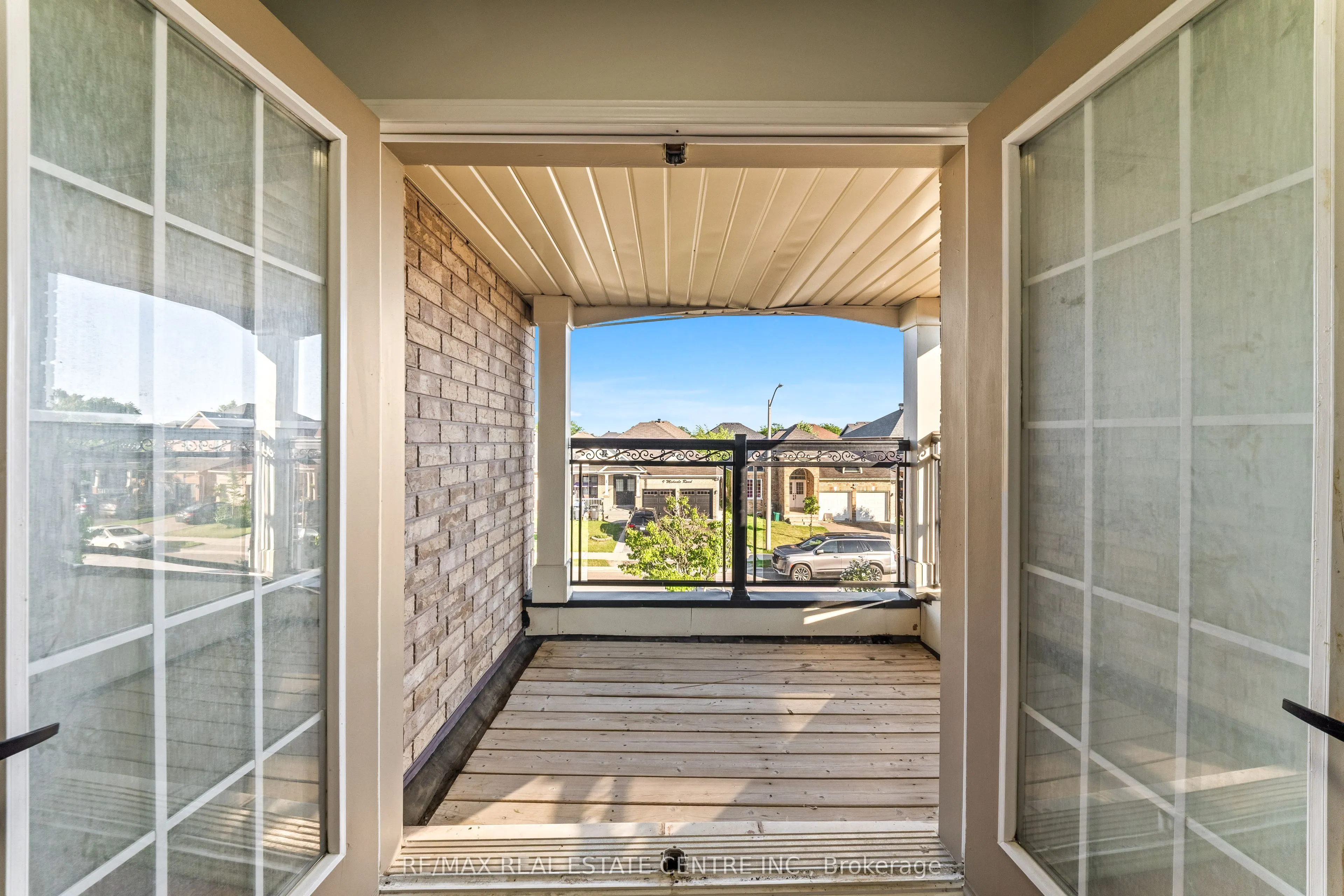 10 Midvale Road