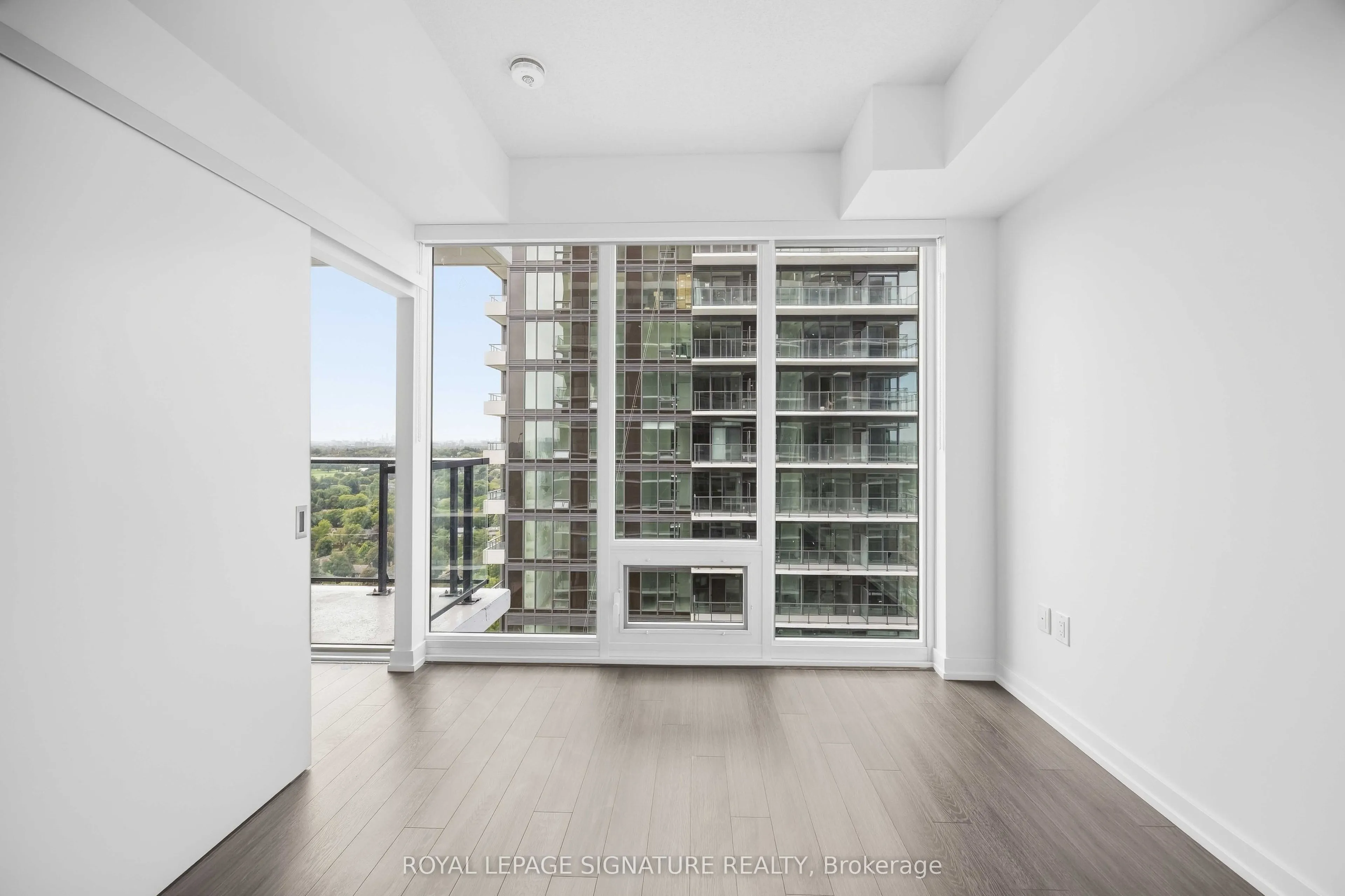 4010 Eglinton Avenue W #2216