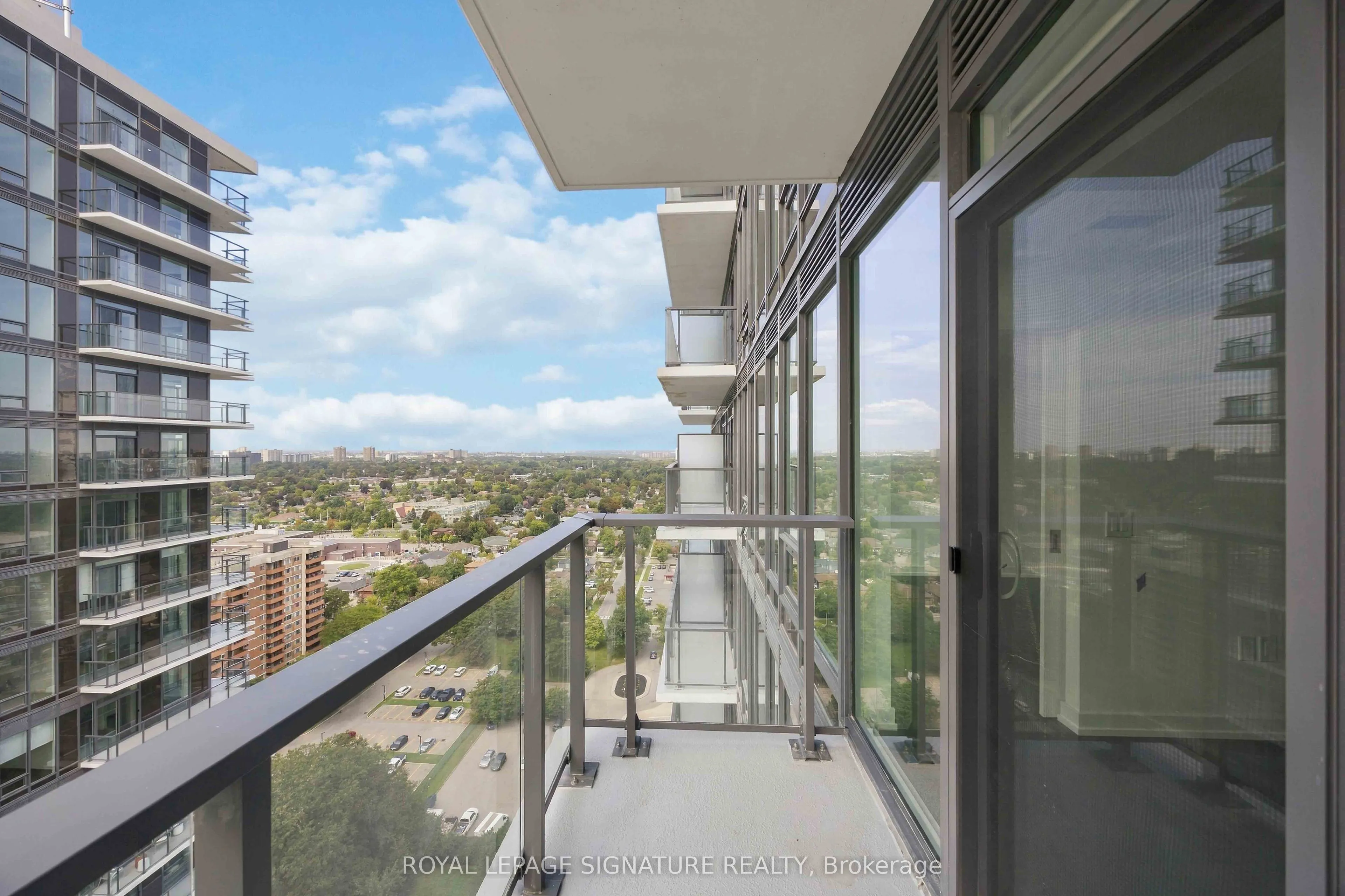 4010 Eglinton Avenue W #2216