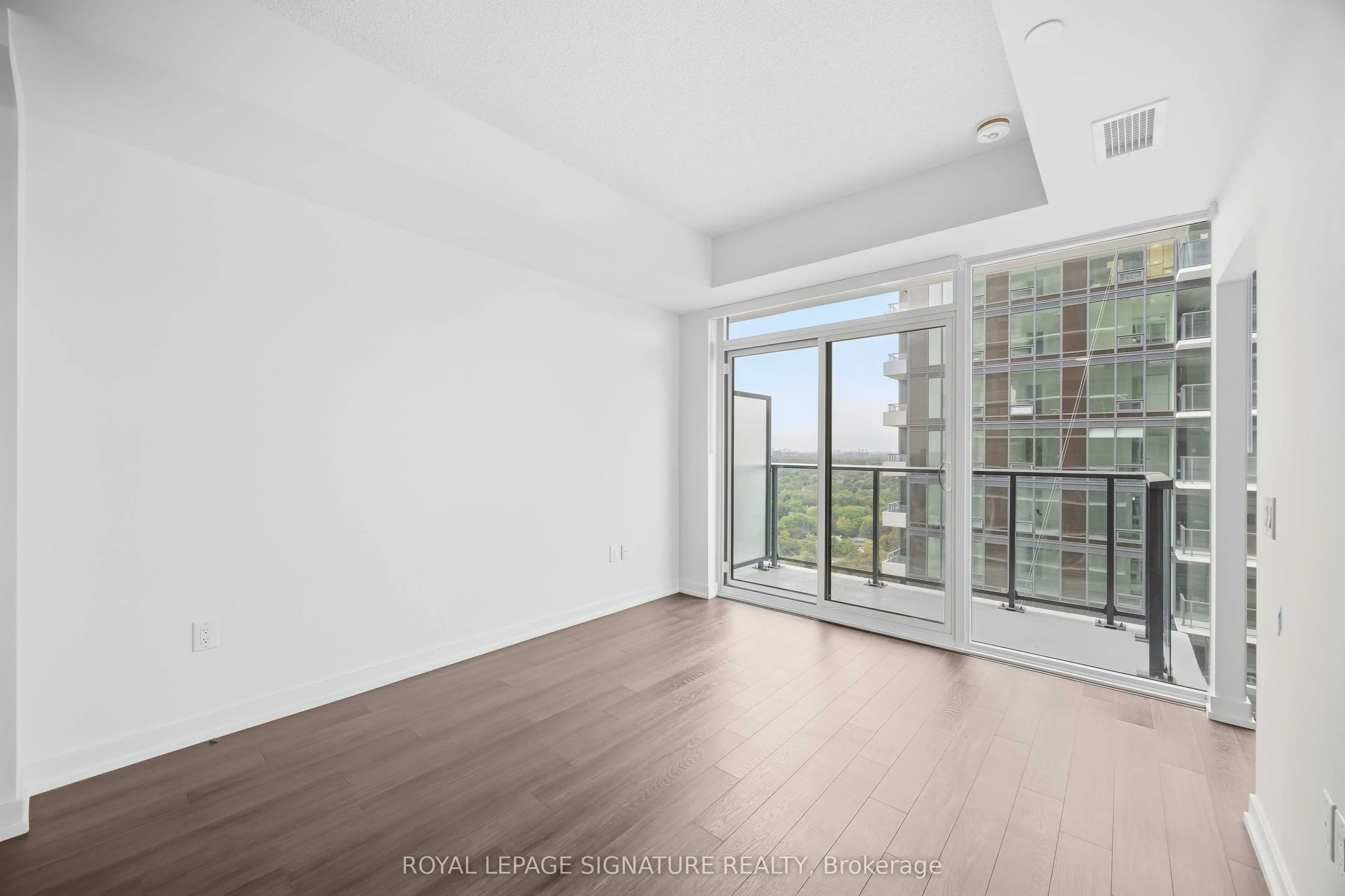 4010 Eglinton Avenue W #2216