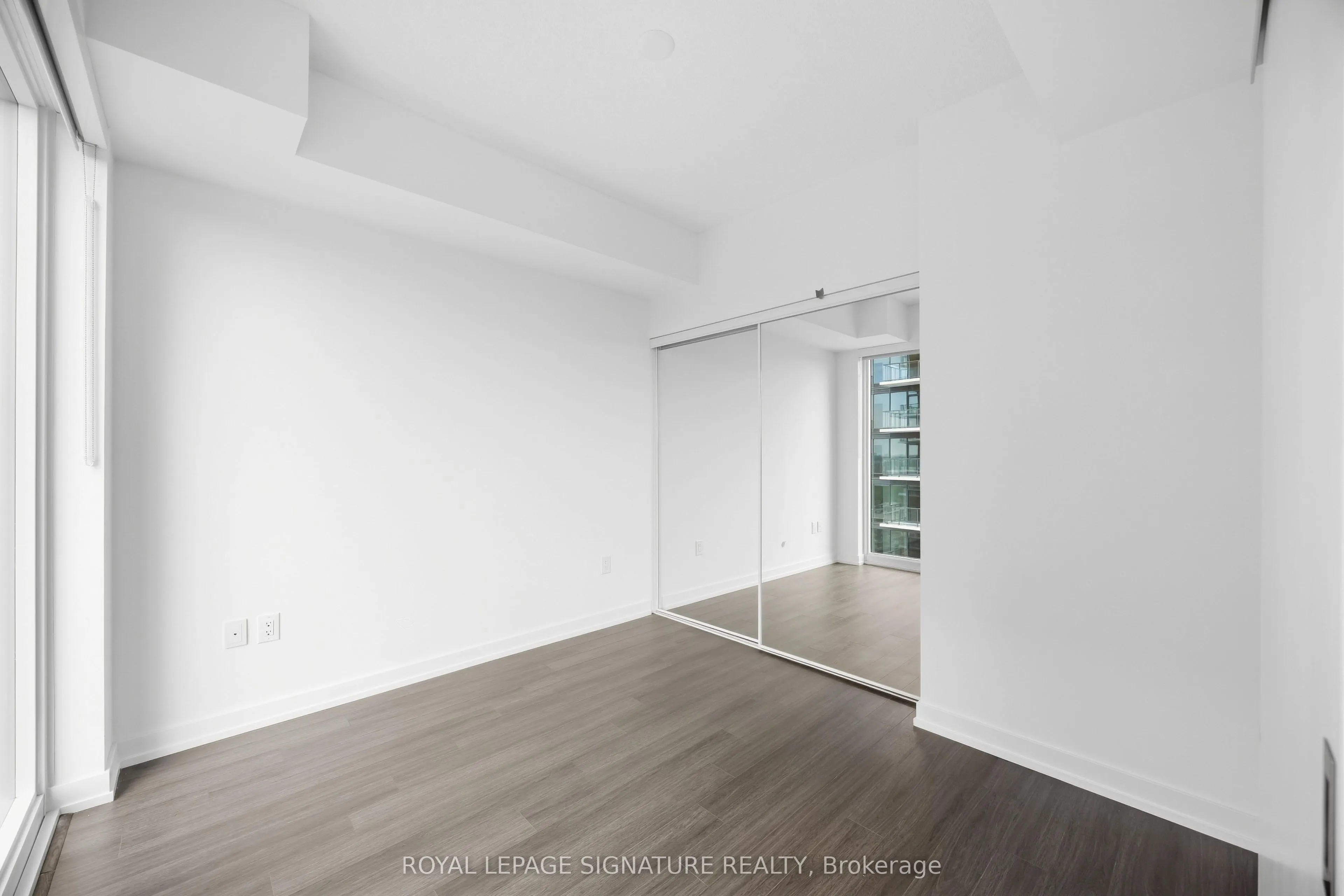 4010 Eglinton Avenue W #2216