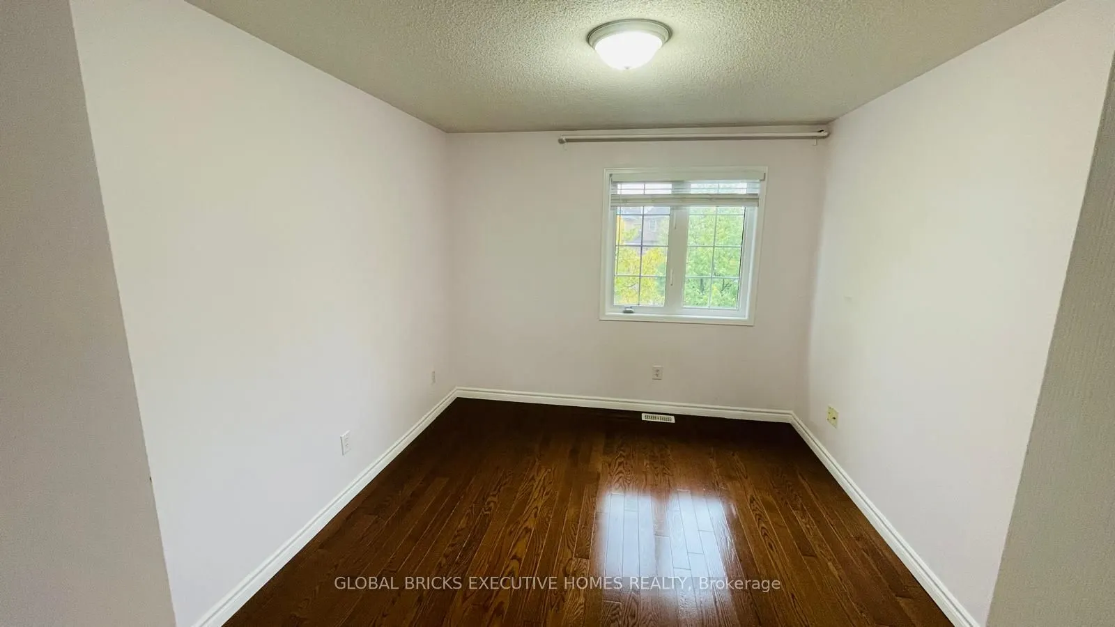 5255 Palmetto Place #11