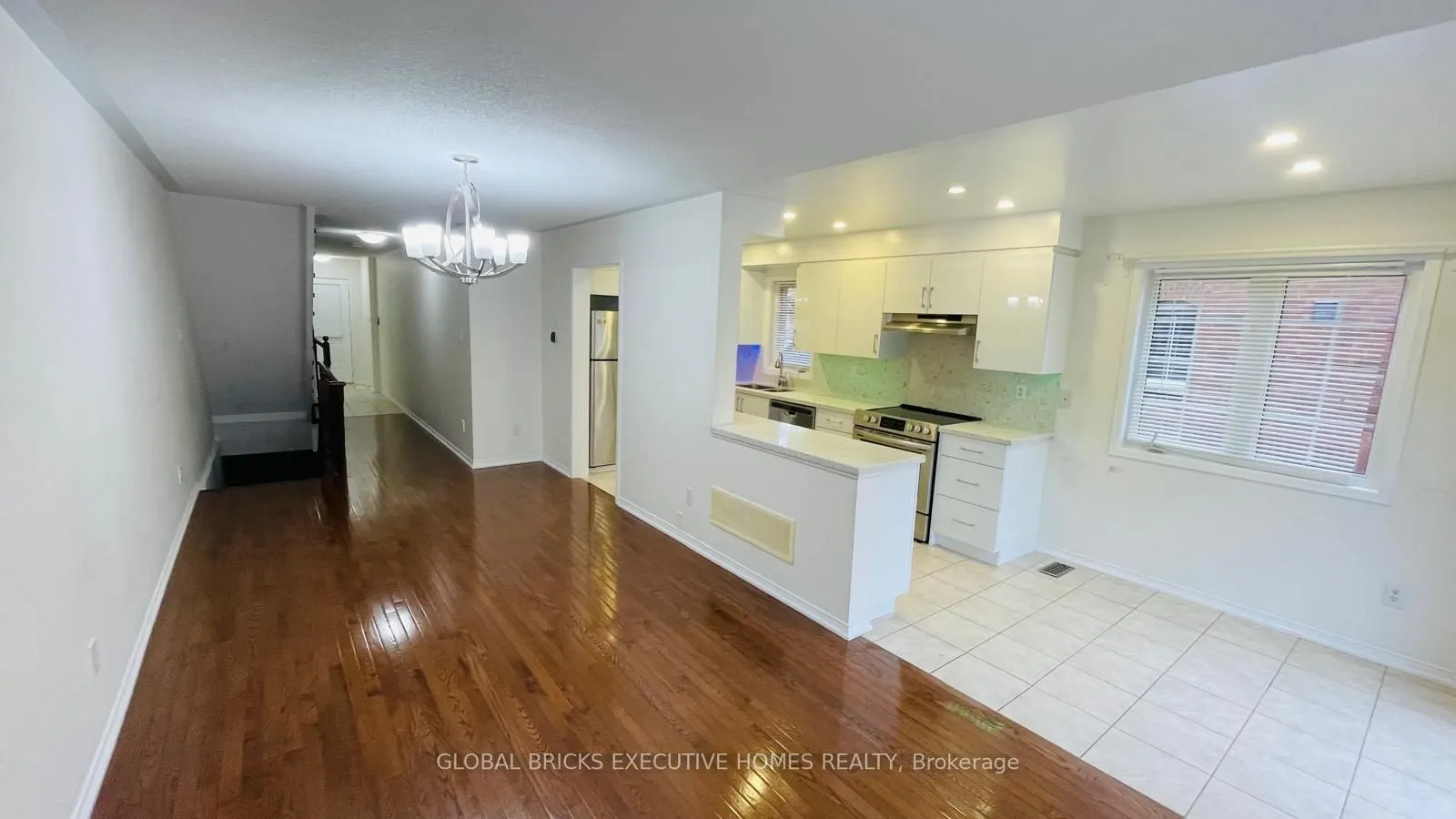 5255 Palmetto Place #11