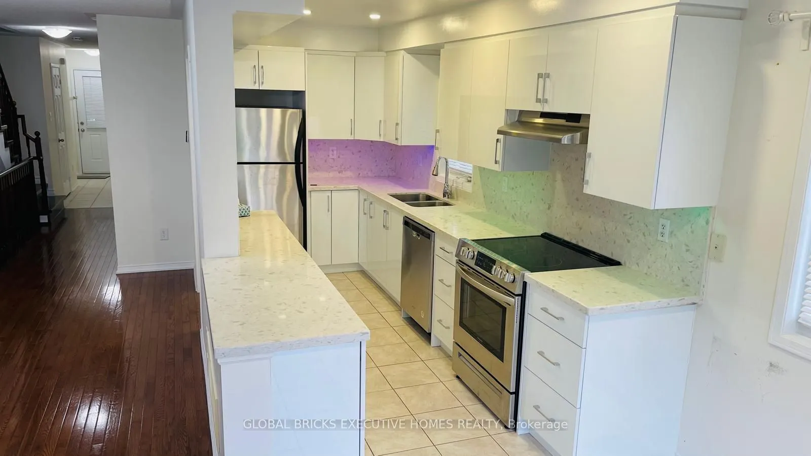 5255 Palmetto Place #11
