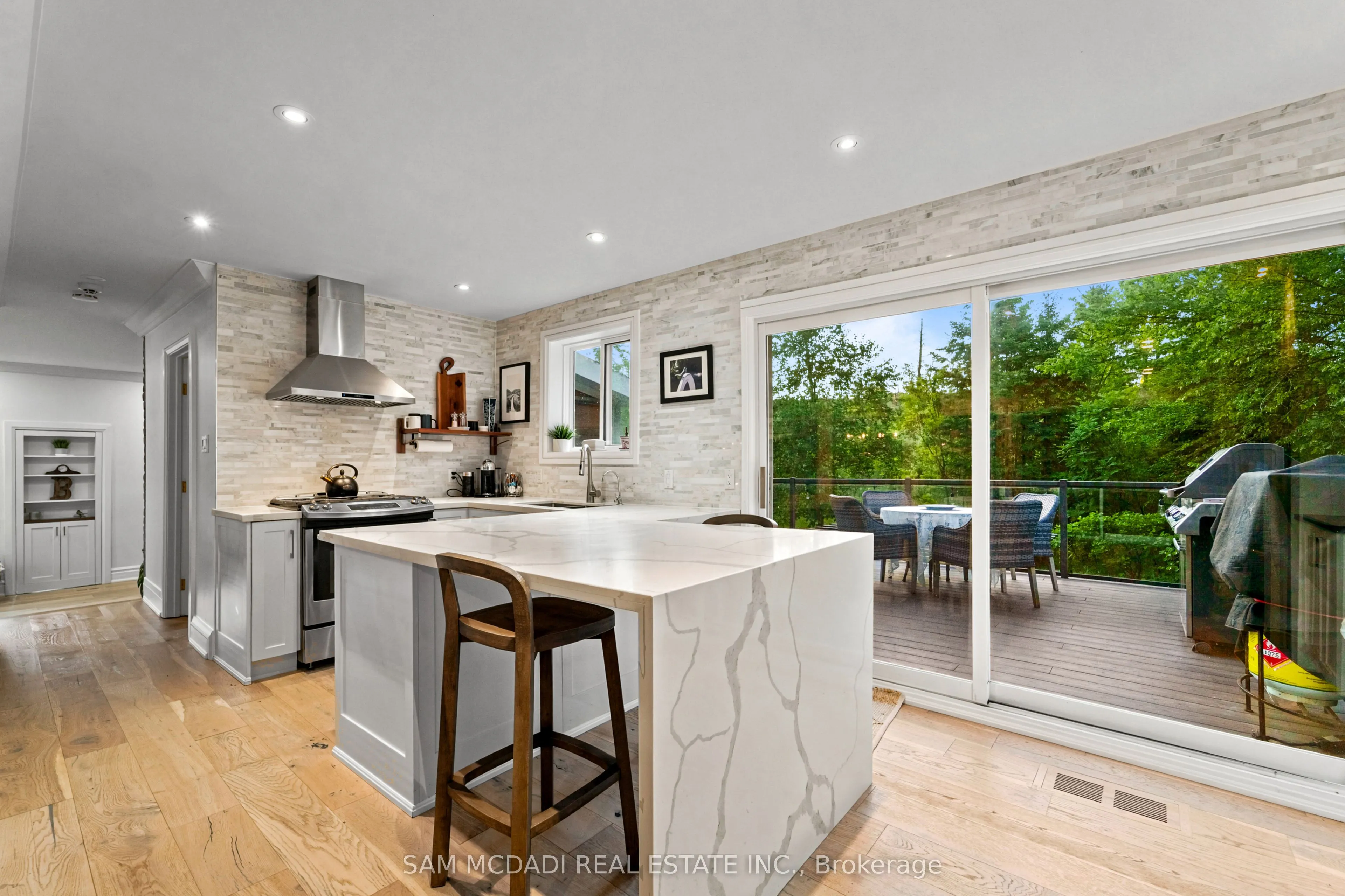 2814 Forks Of The Credit Road