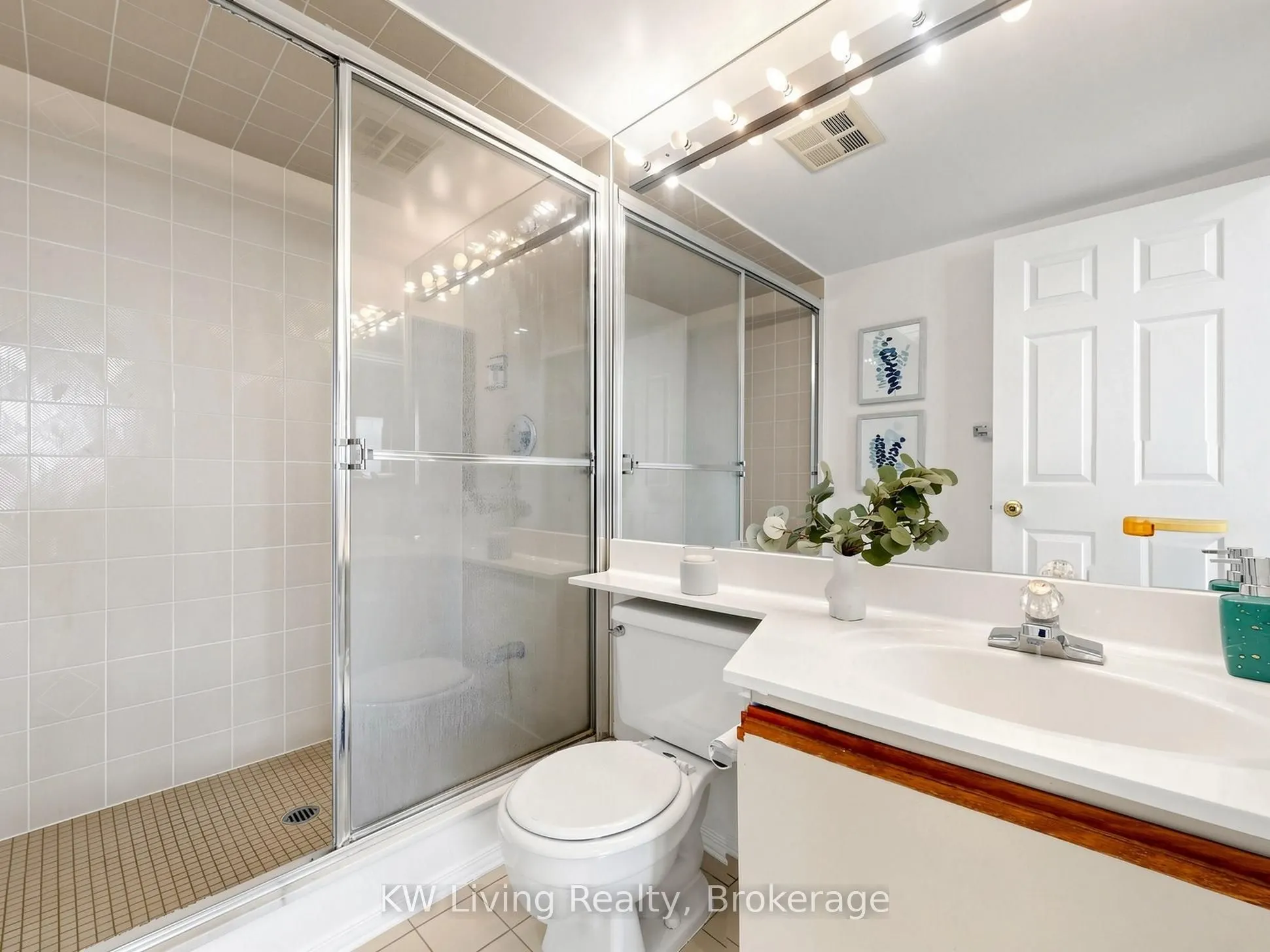 3605 Kariya Drive #811