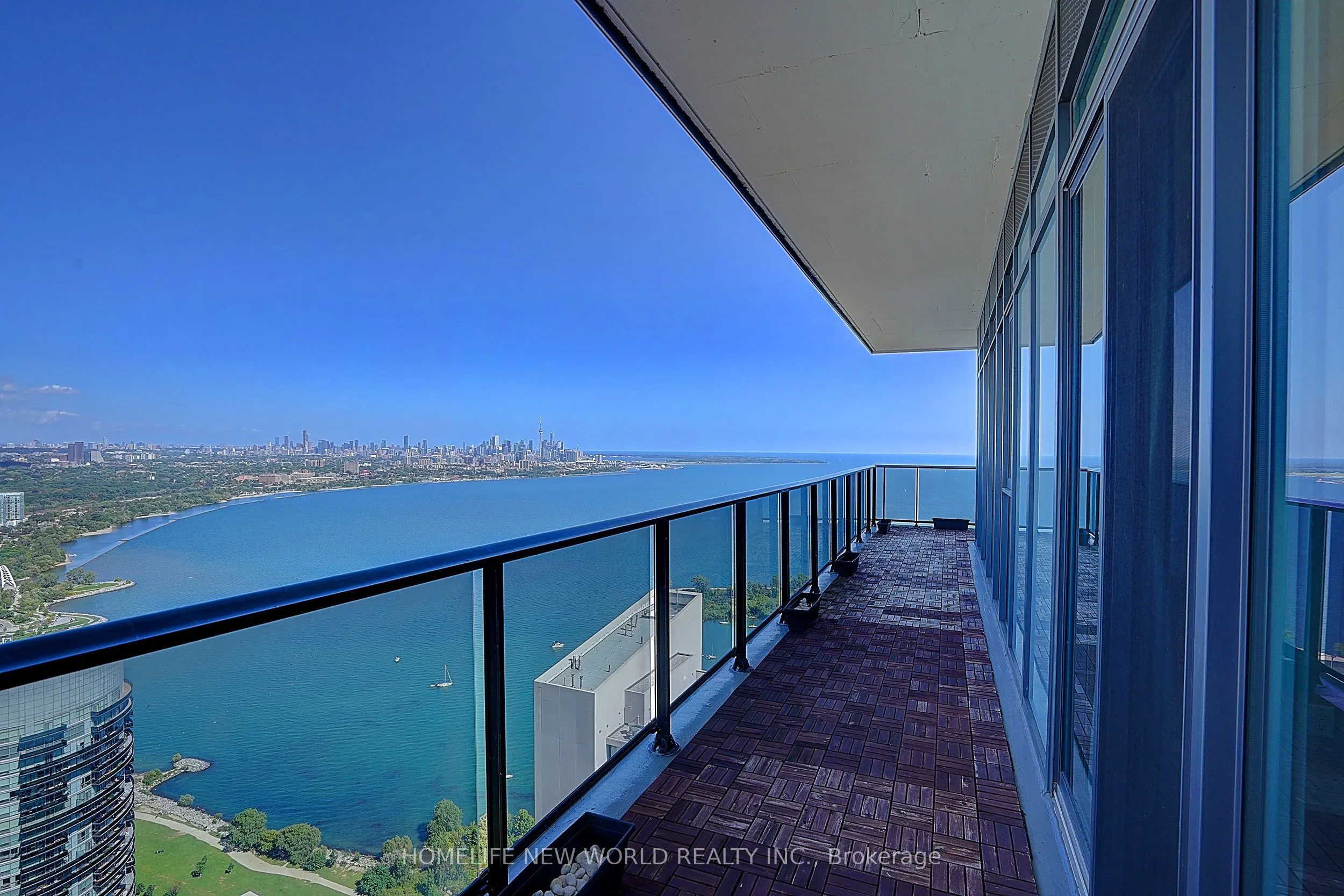 70 Annie Craig Drive #5204