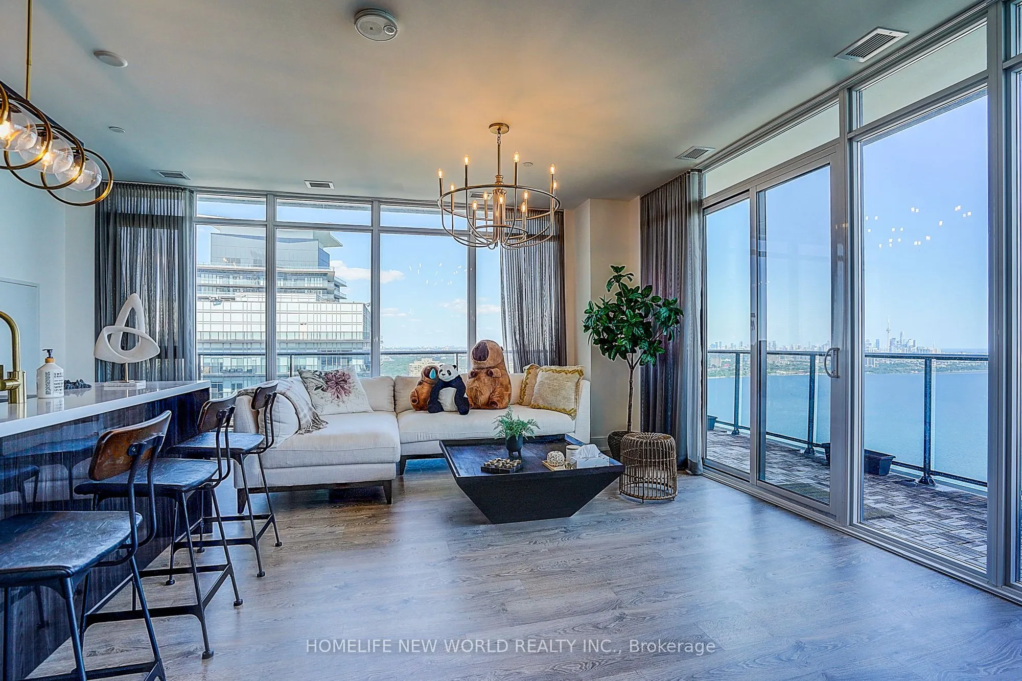 70 Annie Craig Drive #5204