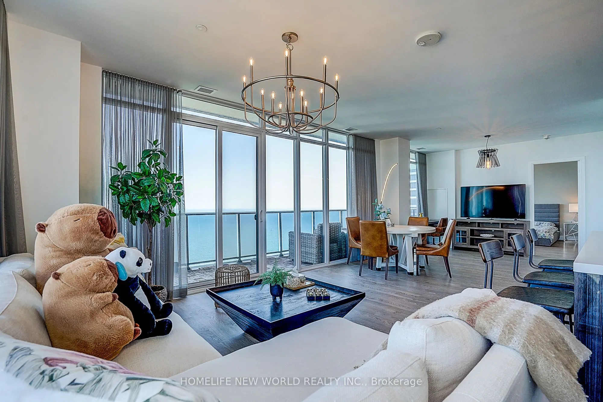 70 Annie Craig Drive #5204
