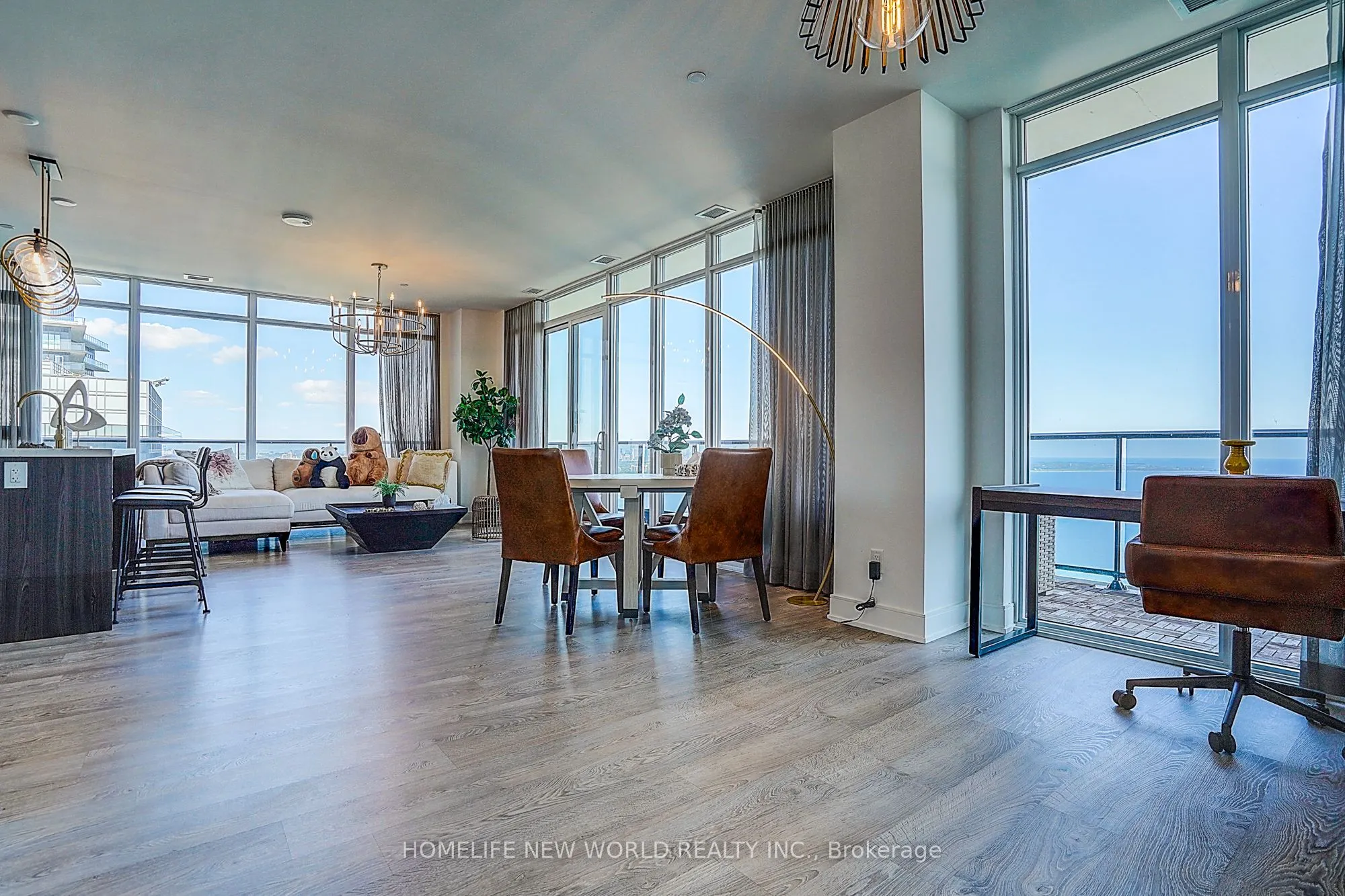70 Annie Craig Drive #5204
