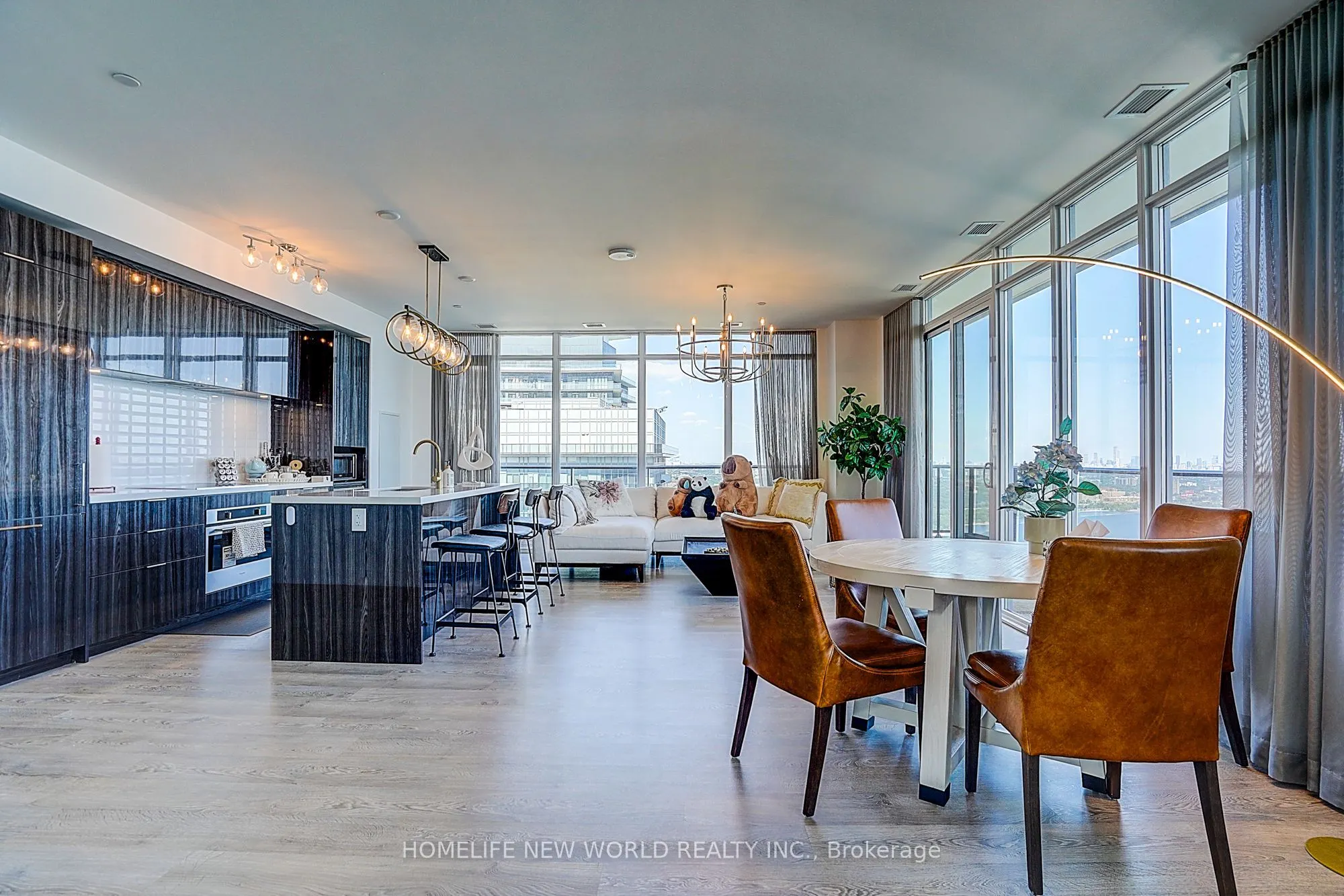 70 Annie Craig Drive #5204