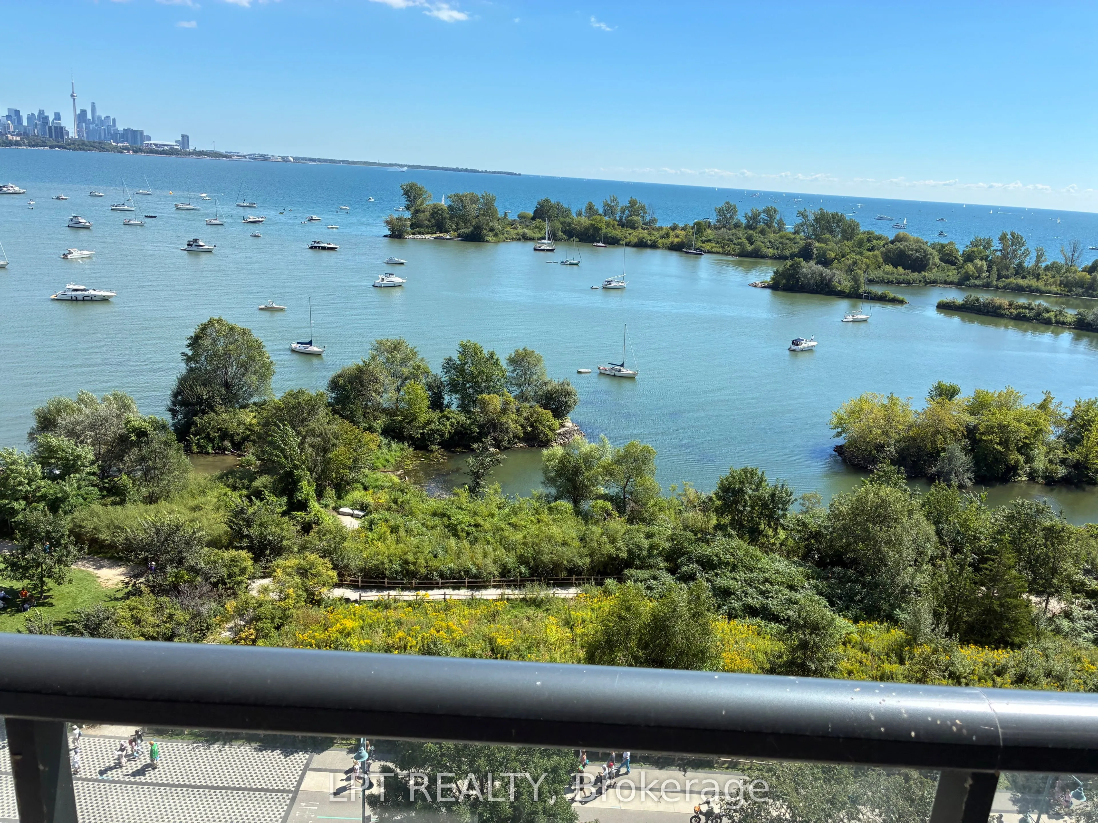 39 Annie Craig Drive #1015