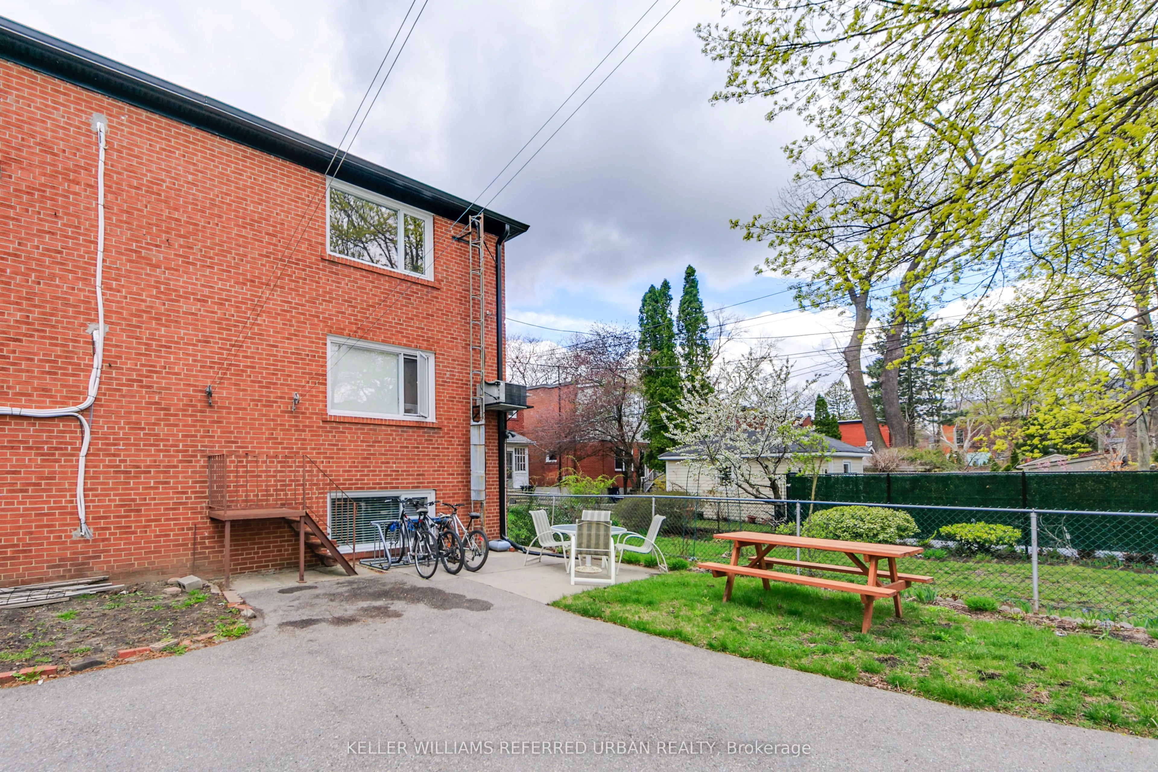 283 Evelyn Avenue #Basement