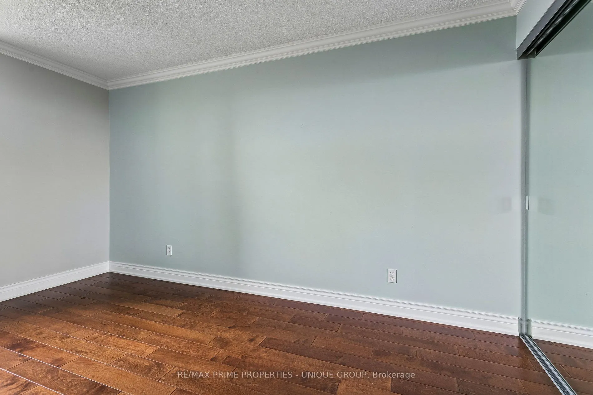 1300 Bloor Street #2108