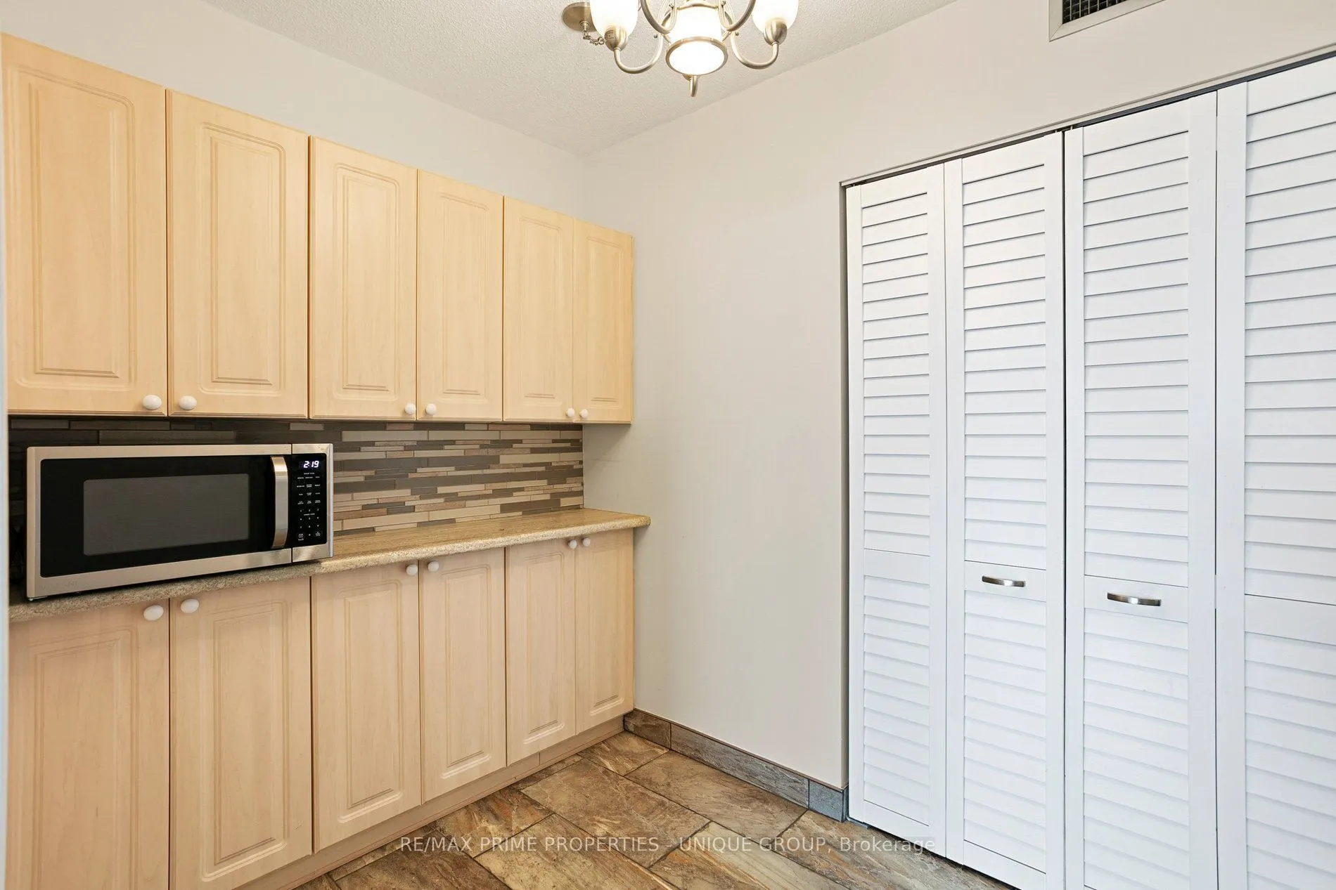 1300 Bloor Street #2108