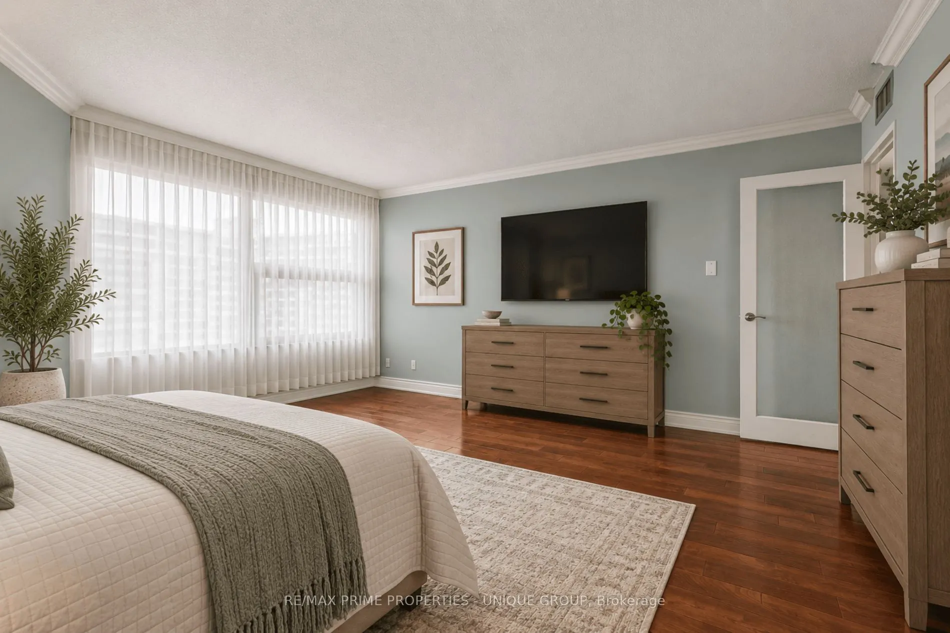 1300 Bloor Street #2108