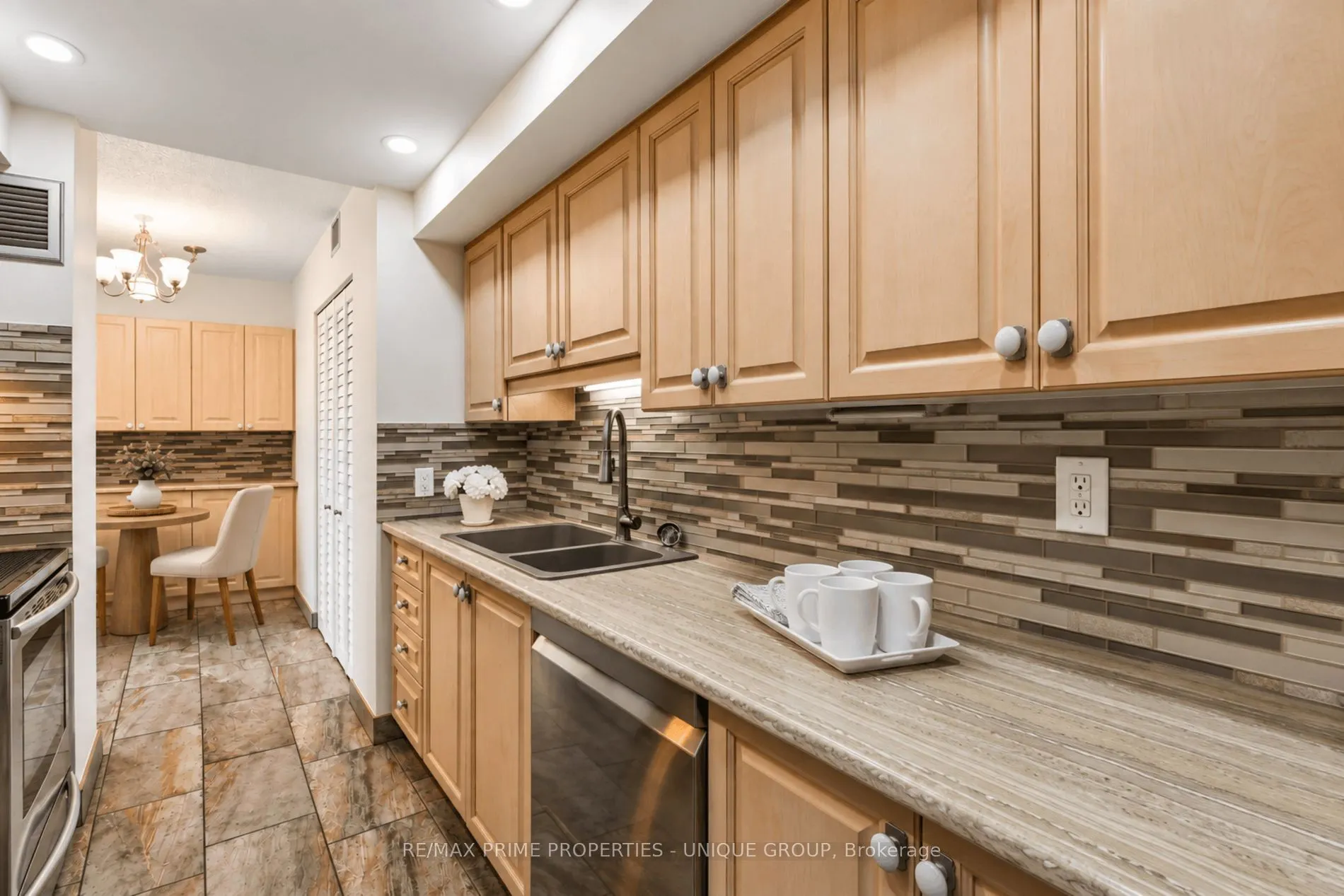 1300 Bloor Street #2108
