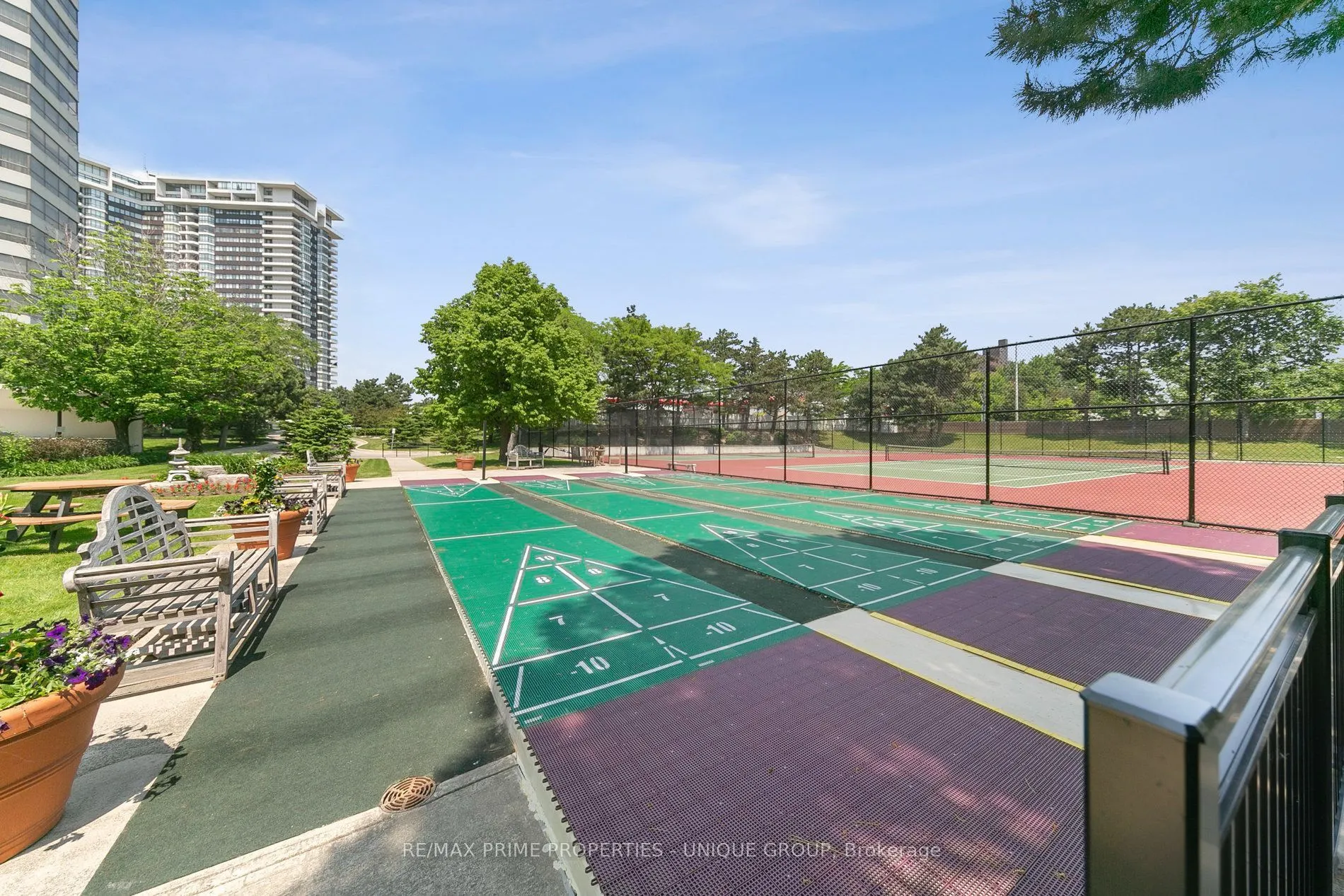 1300 Bloor Street #2108