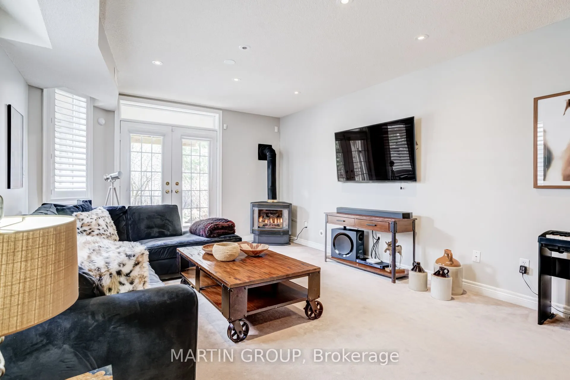 2328 Woodfield Road